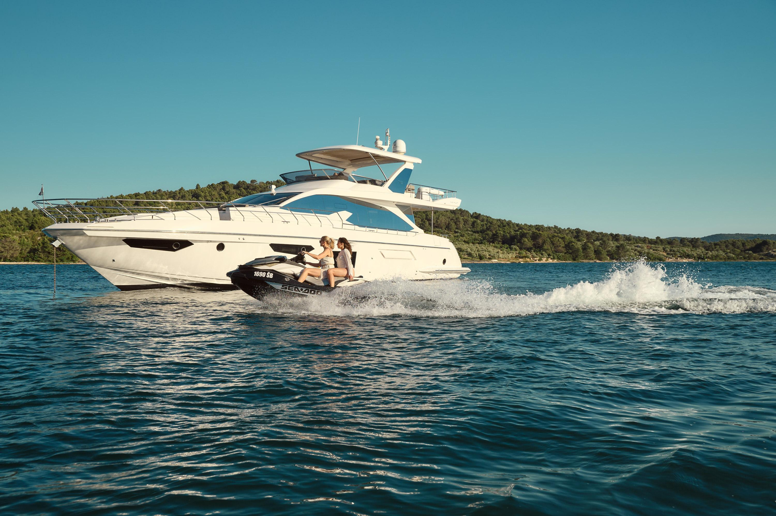 Azimut 72 — photo 150