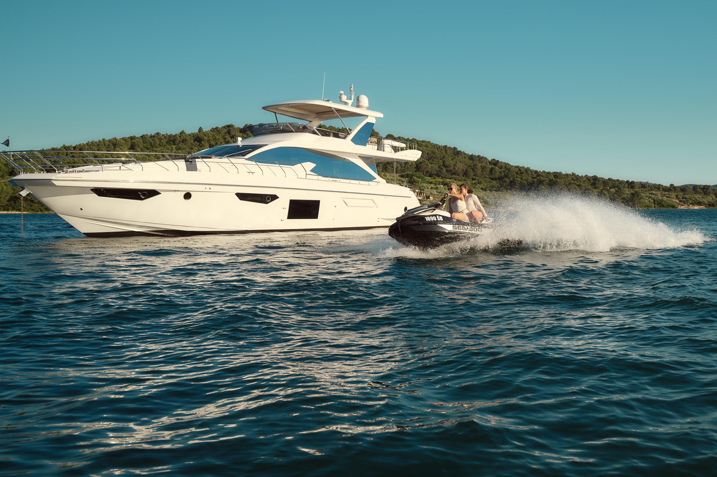 Azimut 72 — photo 106