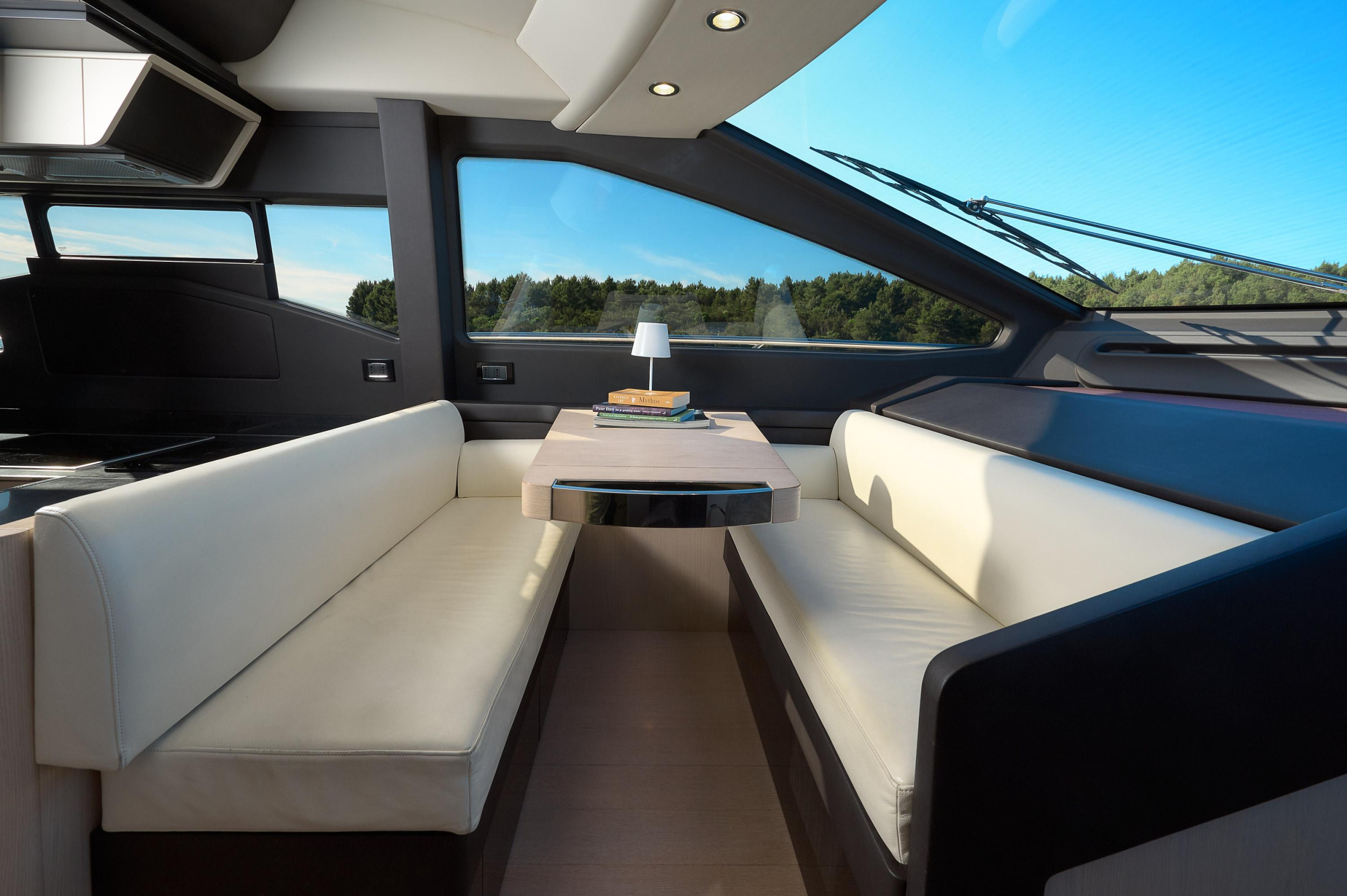 Azimut 72 — photo 152