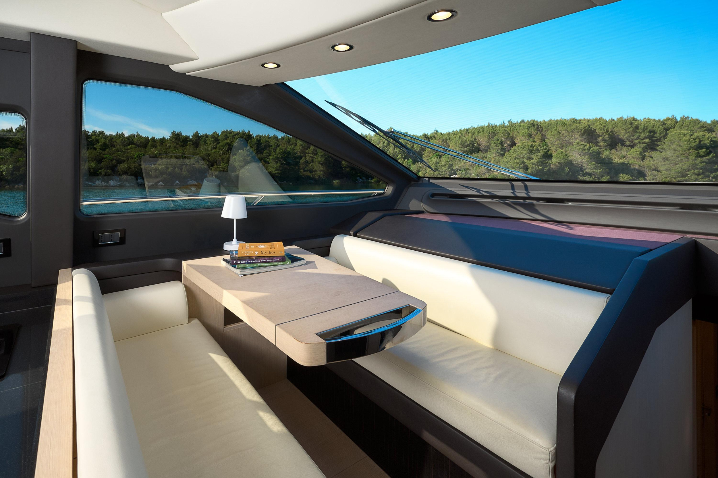Azimut 72 — photo 146