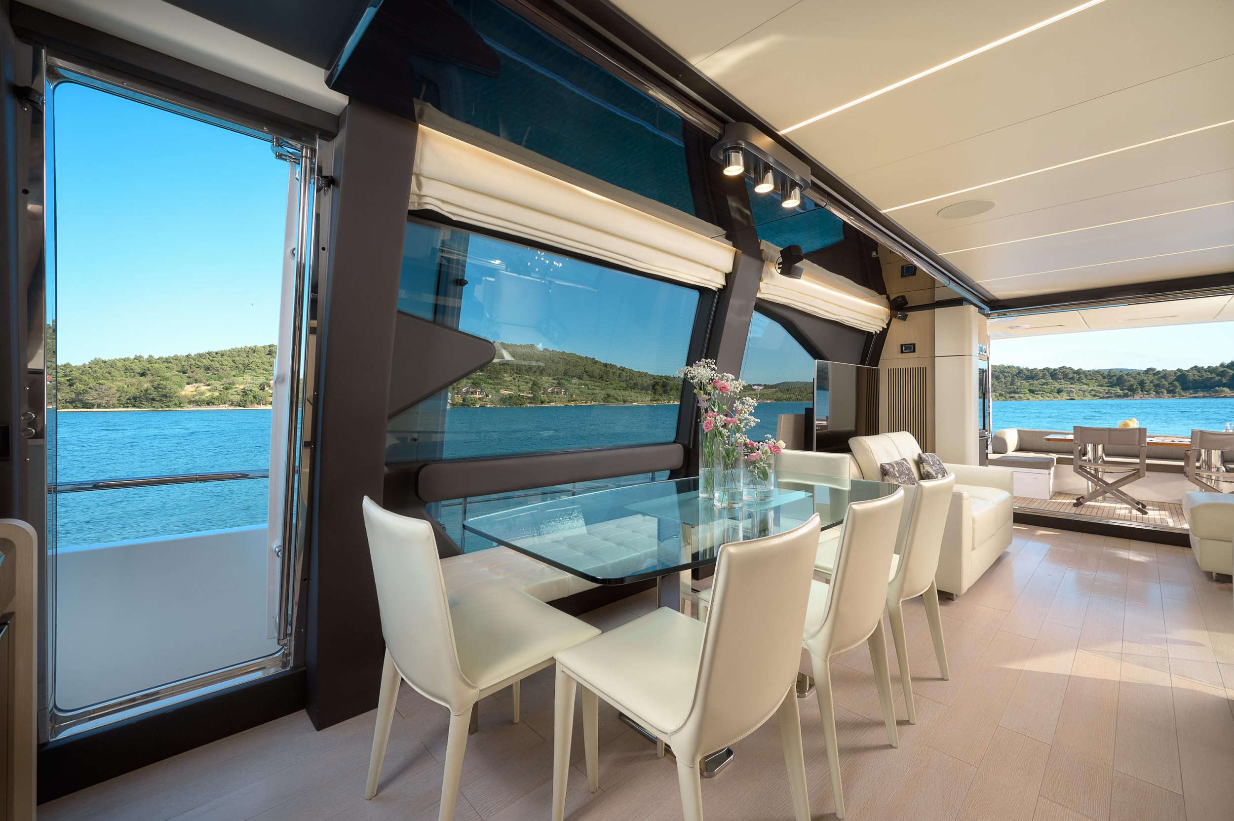 Azimut 72 — photo 159