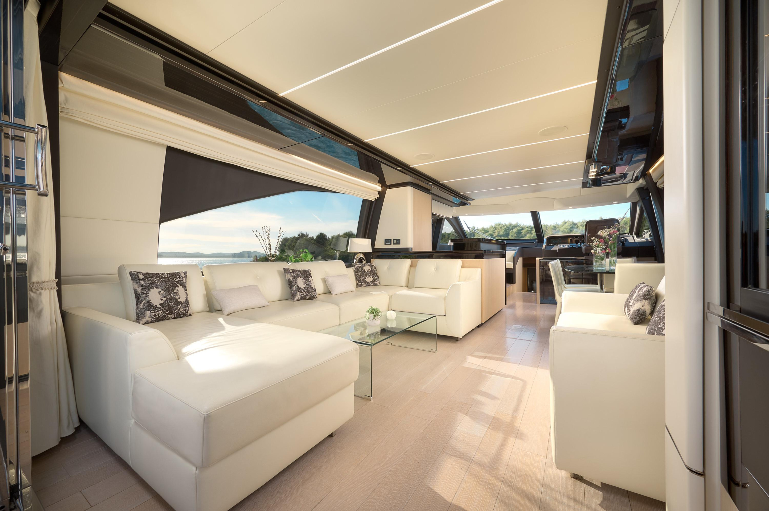 Azimut 72 — photo 19