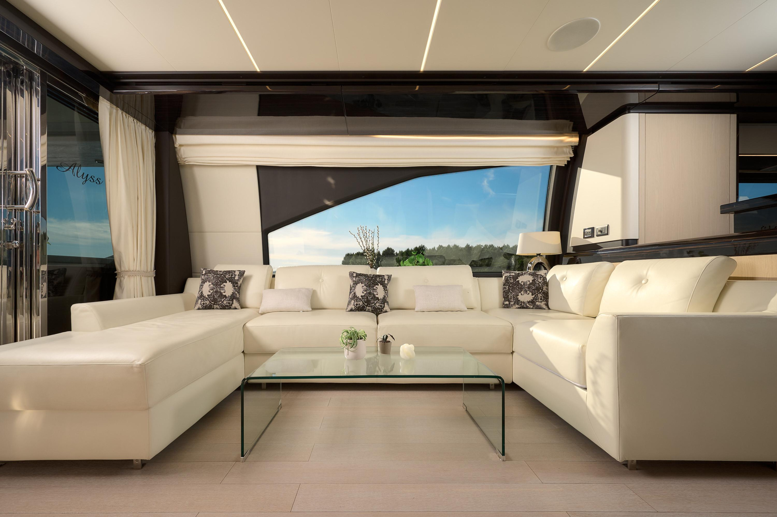 Azimut 72 — photo 40