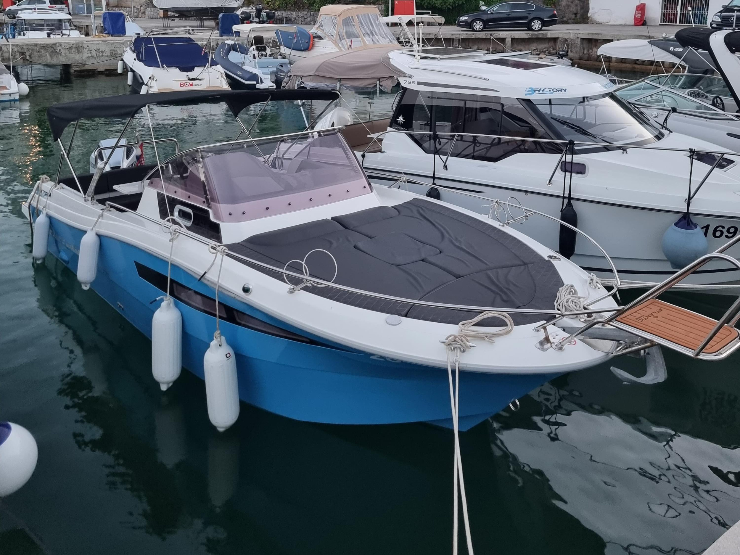 Atlantic Marine Sun Cruiser 730 — photo 1