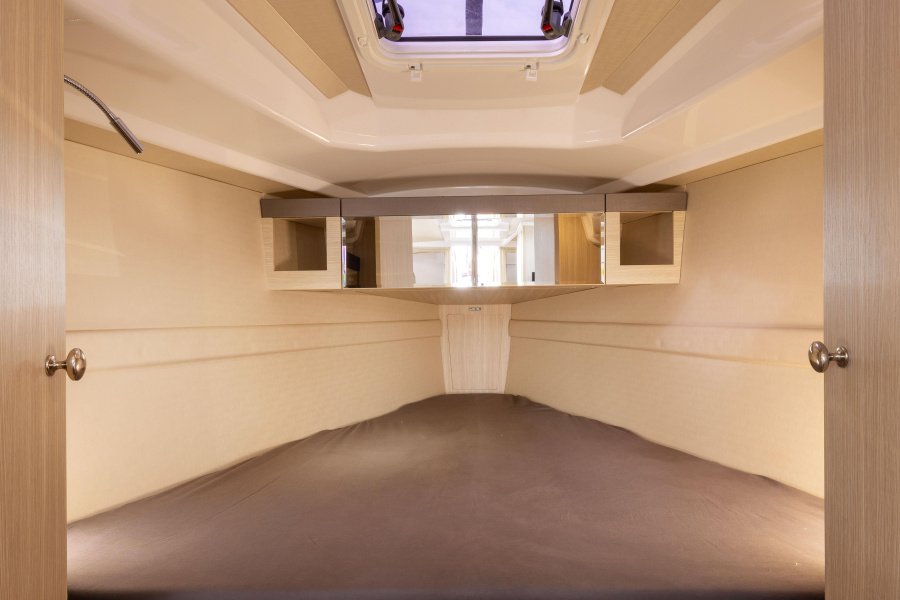 Maxus 34 — photo 21