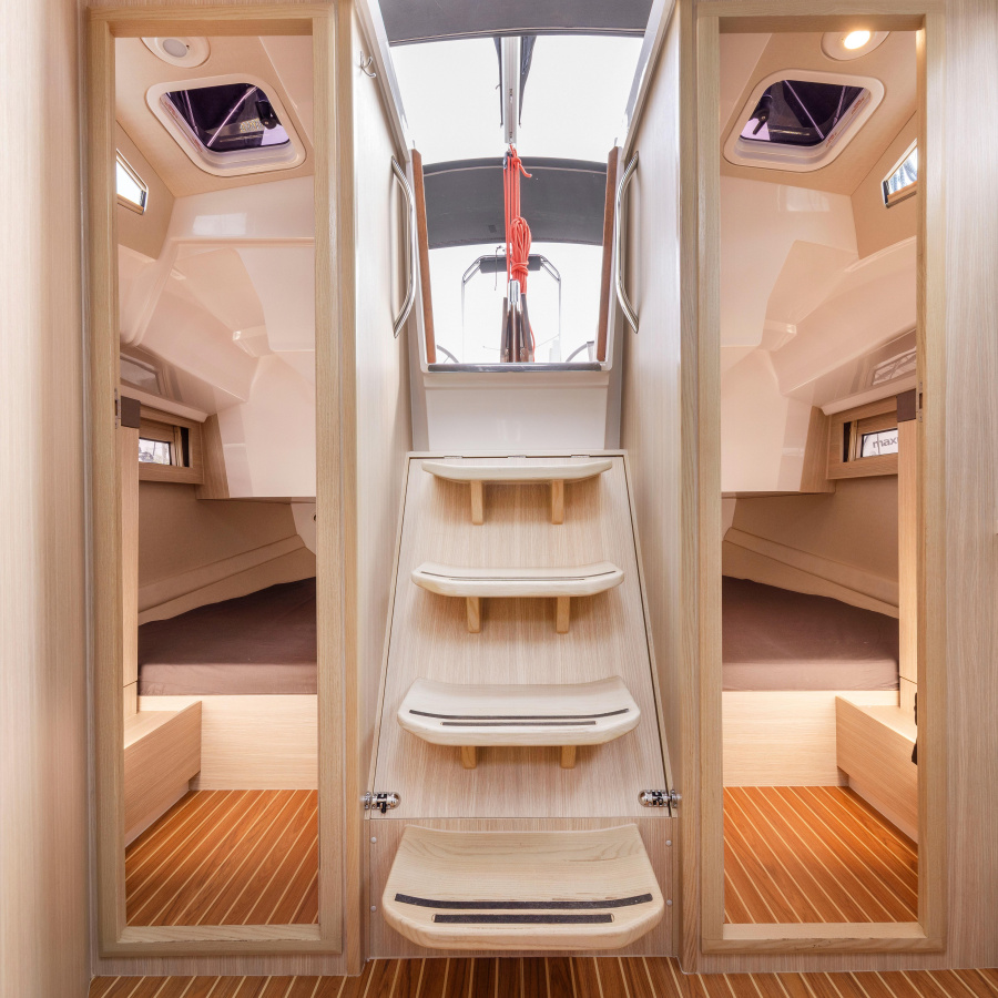 Maxus 34 — photo 8