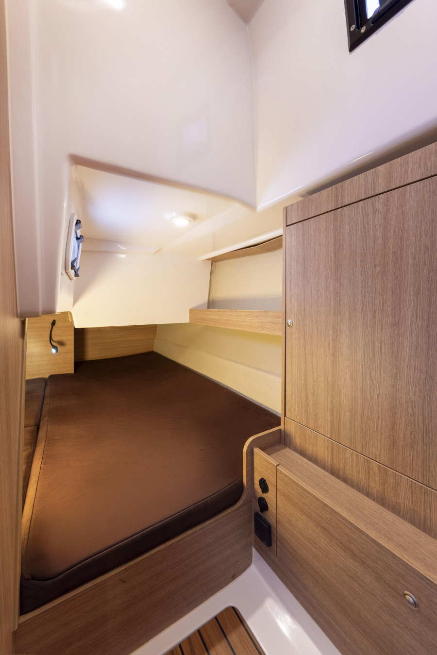 Nexus Revo 870 Prestige — photo 19