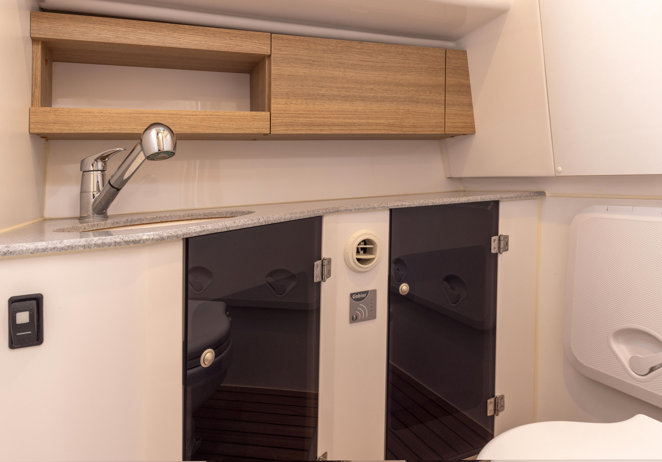 Nexus Revo 870 Prestige — photo 23