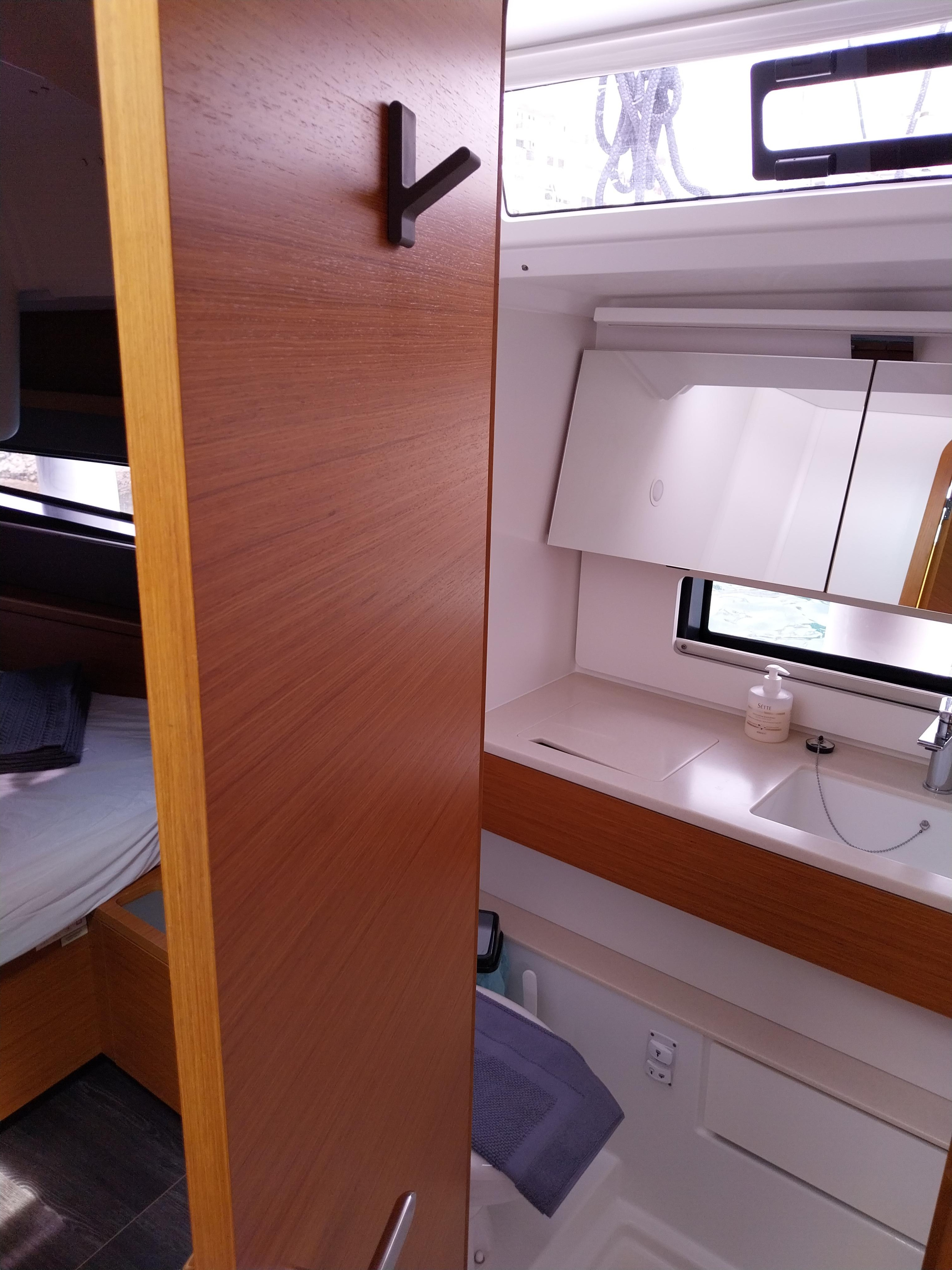 Dufour 41 — photo 28