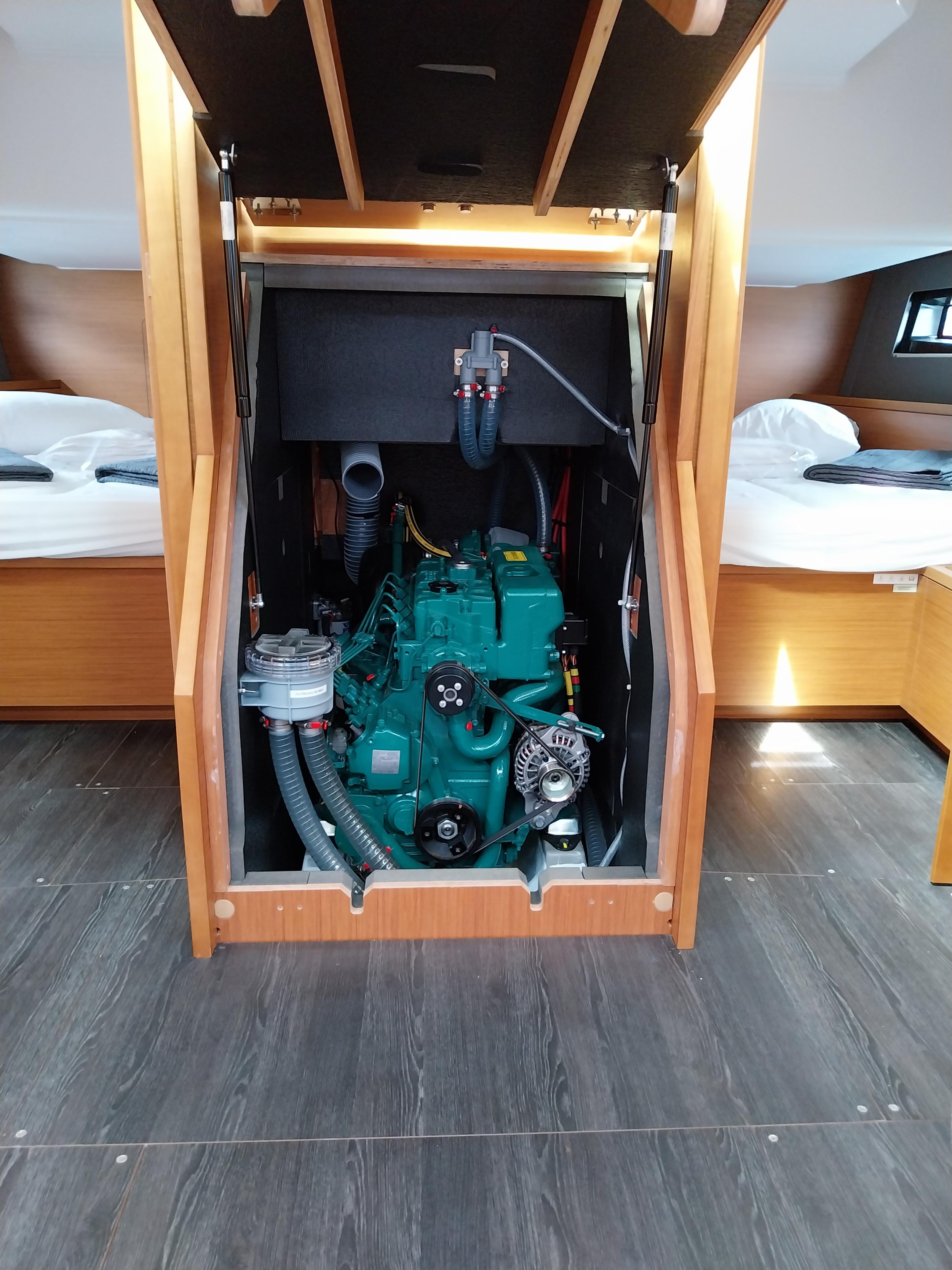 Dufour 41 — photo 21