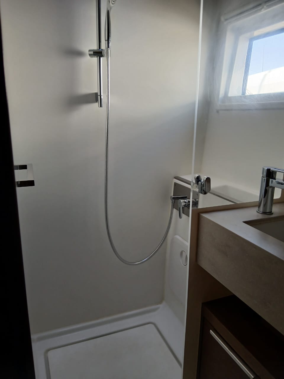 Lagoon 46 — photo 29