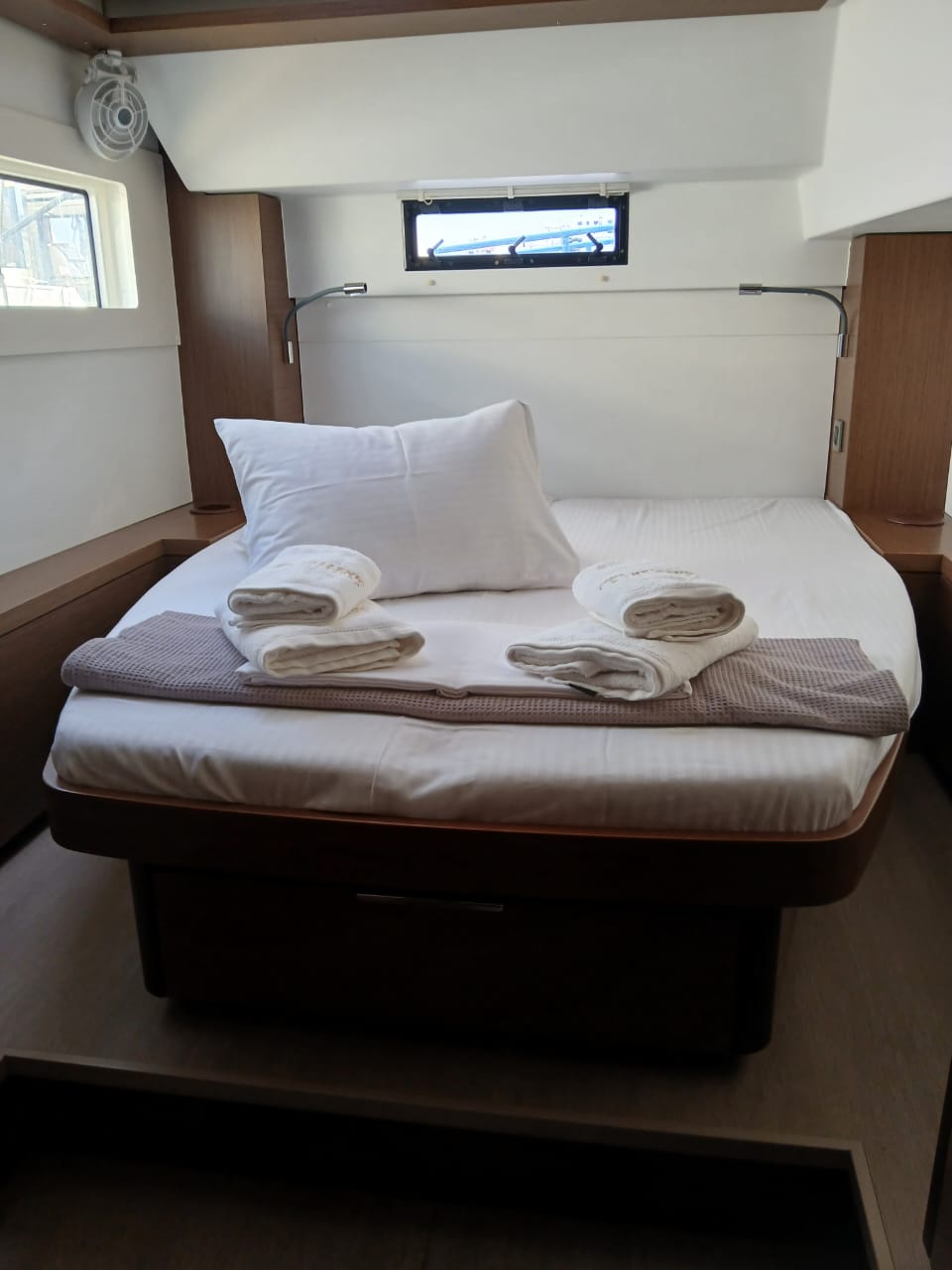 Lagoon 46 — photo 19