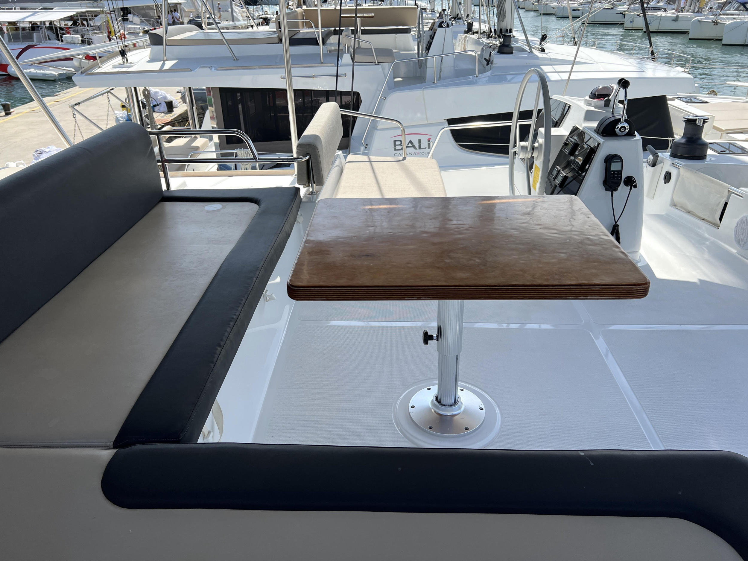 Bali 4.6 (5+2 cab) — photo 18