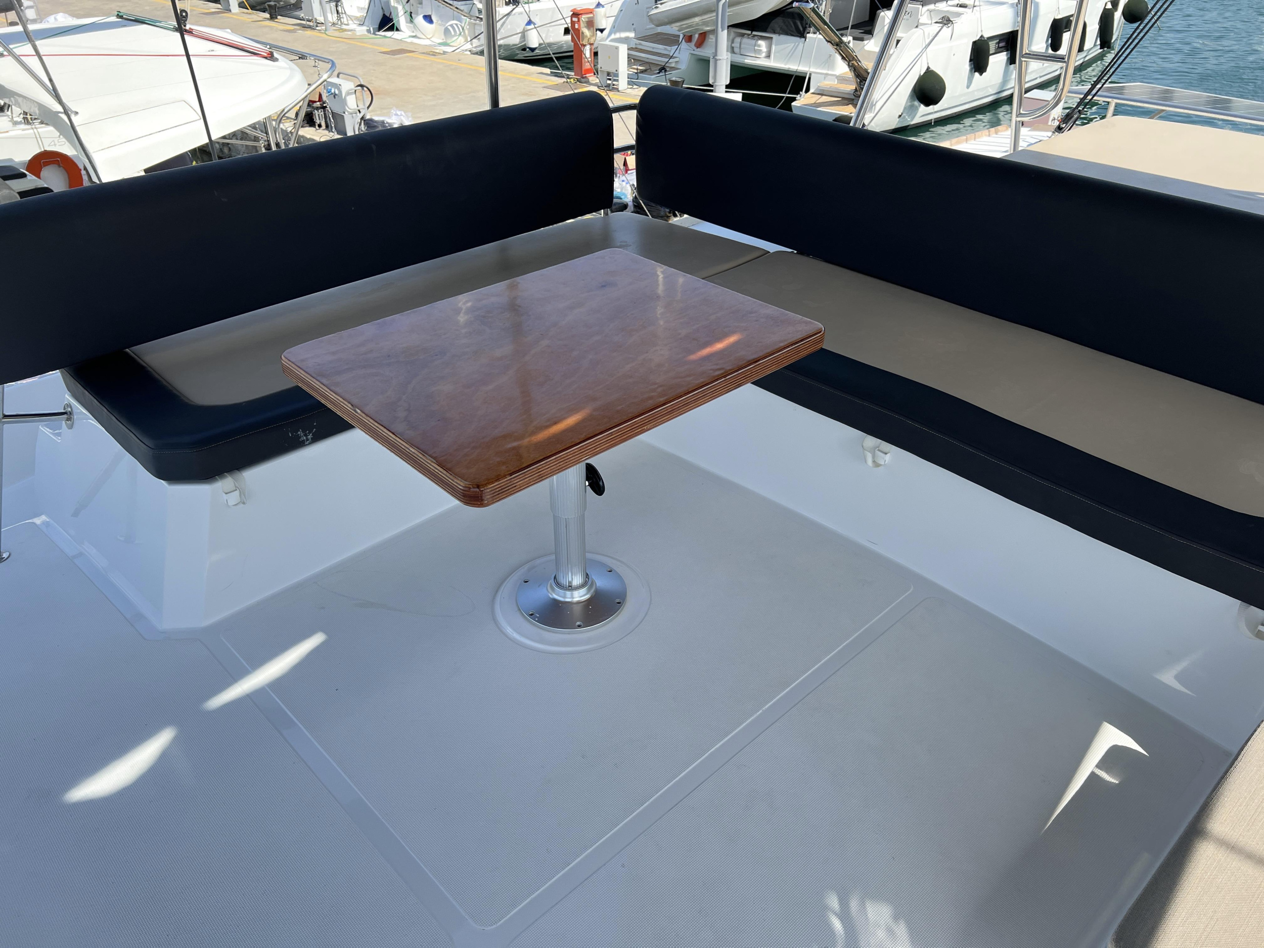 Bali 4.6 (5+2 cab) — photo 28