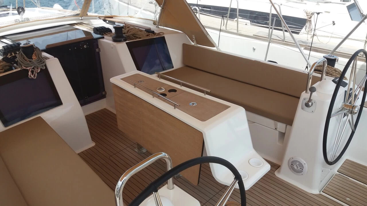 Dufour 460 Grand Large — photo 5