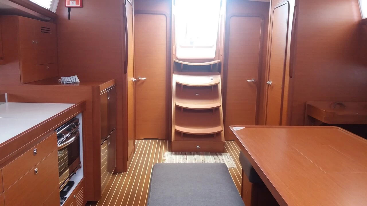Dufour 460 Grand Large — photo 11