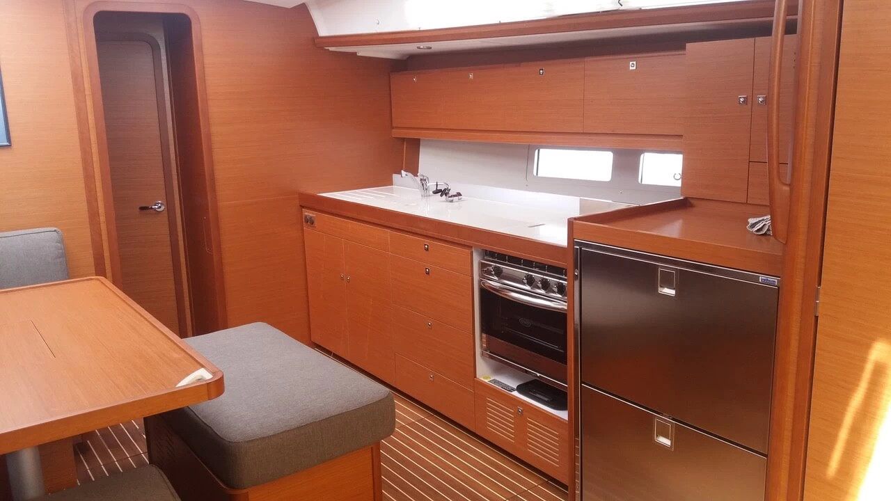 Dufour 460 Grand Large — photo 14