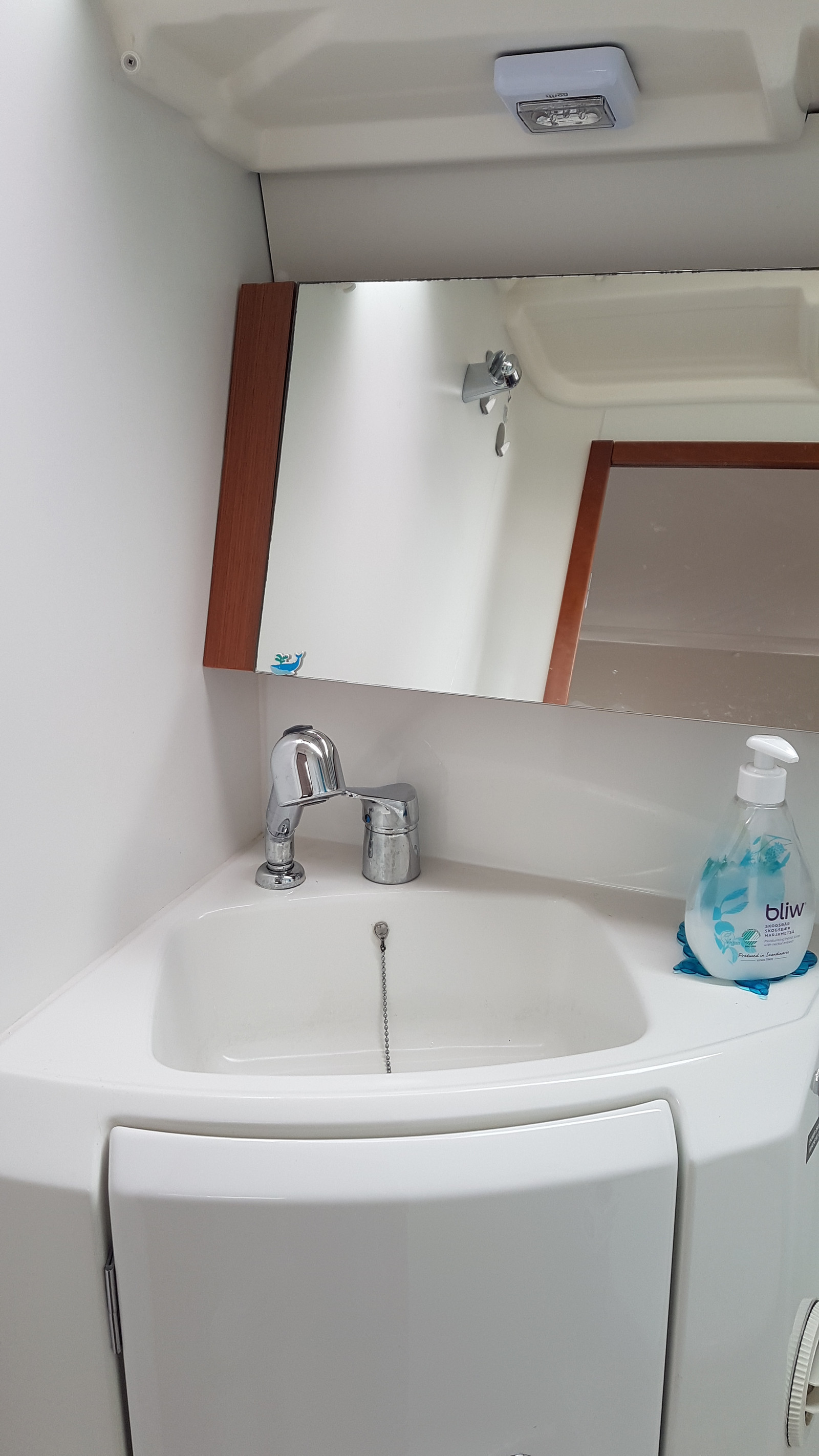 Beneteau Oceanis 37 — photo 27