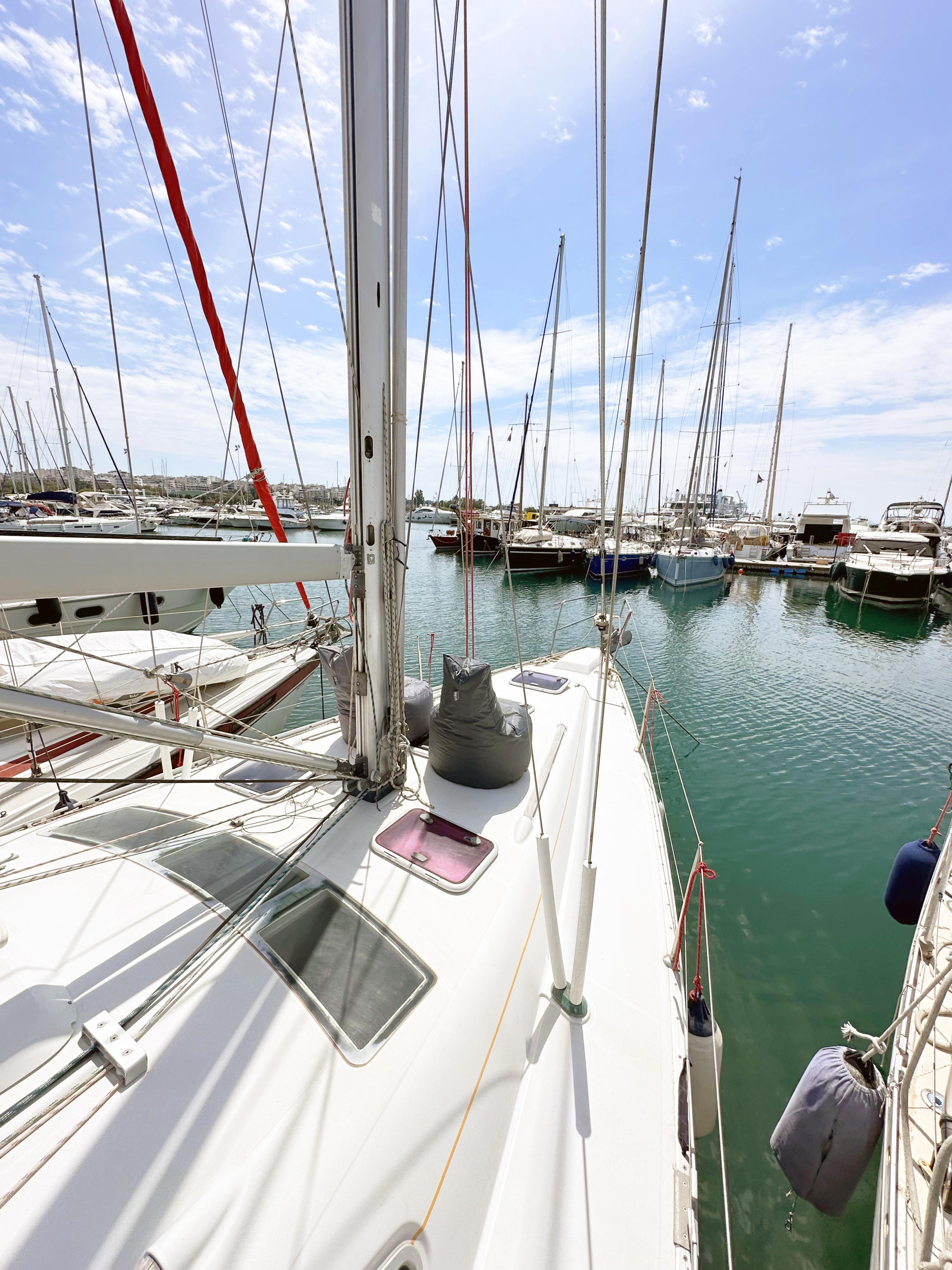 Oceanis Clipper 393 — photo 15