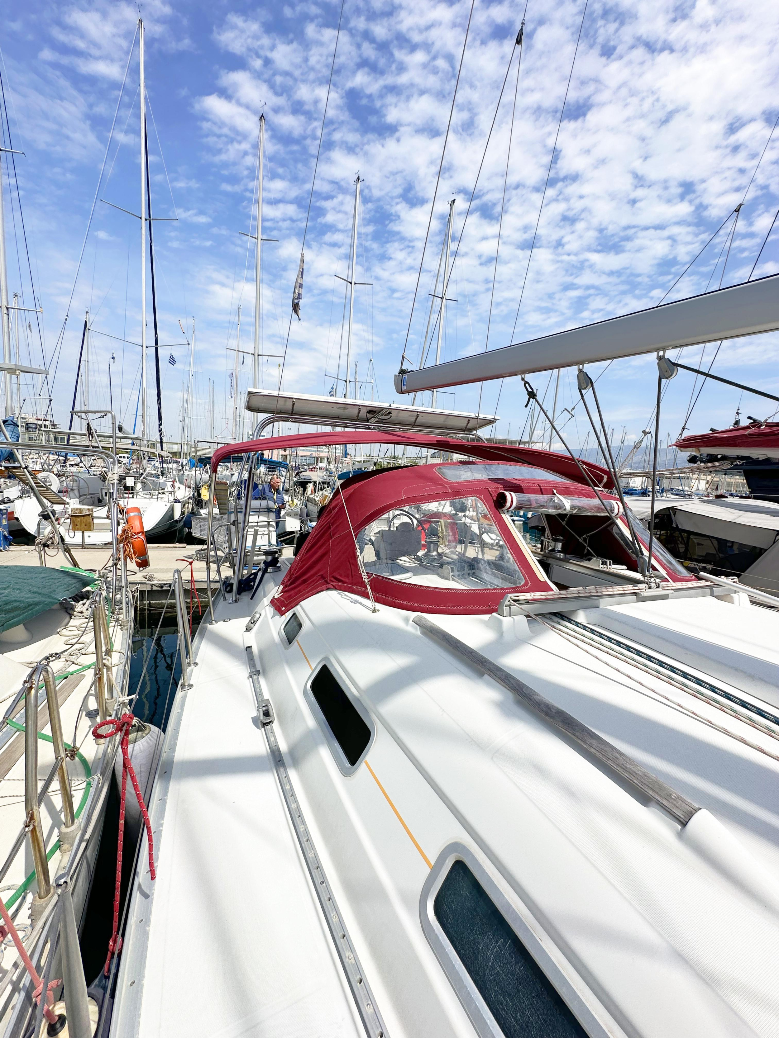 Oceanis Clipper 393 — photo 14