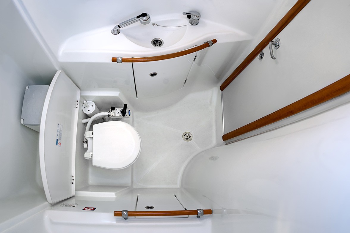 Oceanis Clipper 393 — photo 10