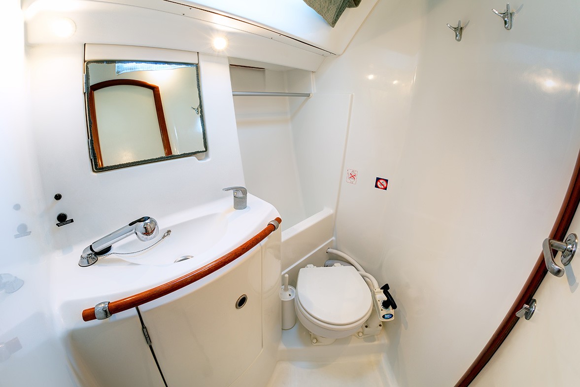 Oceanis Clipper 393 — photo 8