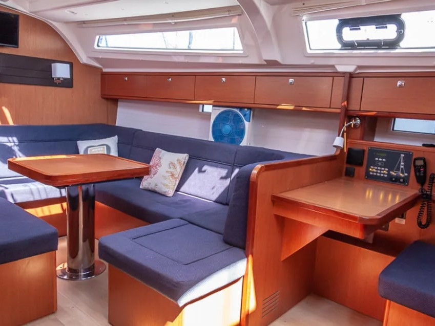 Bavaria Cruiser 41 (3 cab.) — photo 2