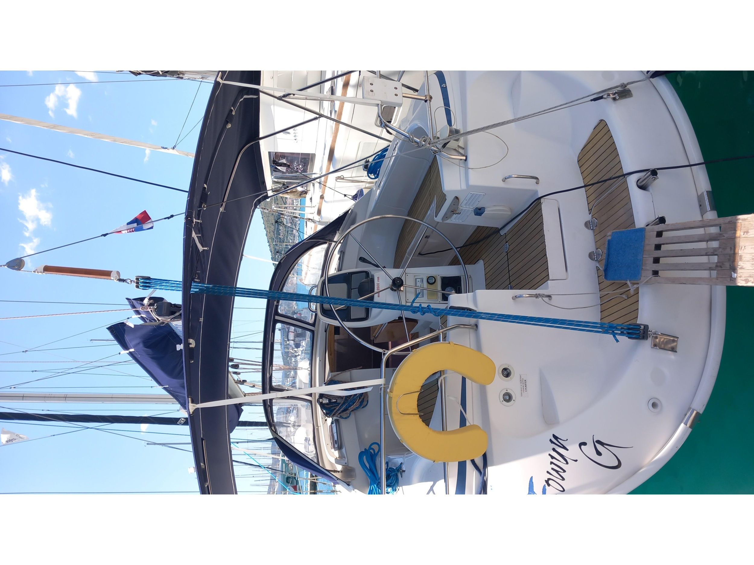 Bavaria 39 Cruiser — photo 1