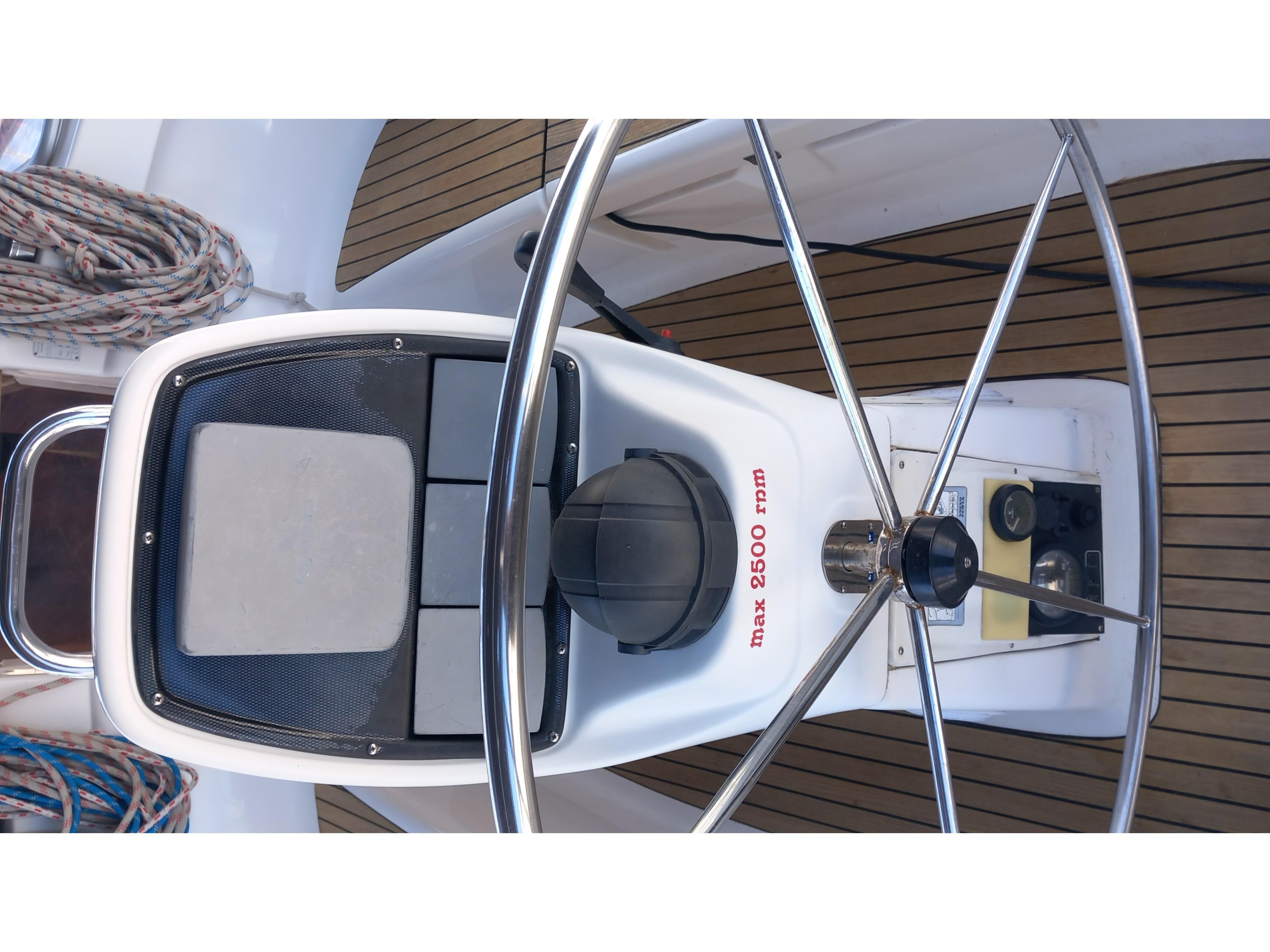 Bavaria 39 Cruiser — photo 6