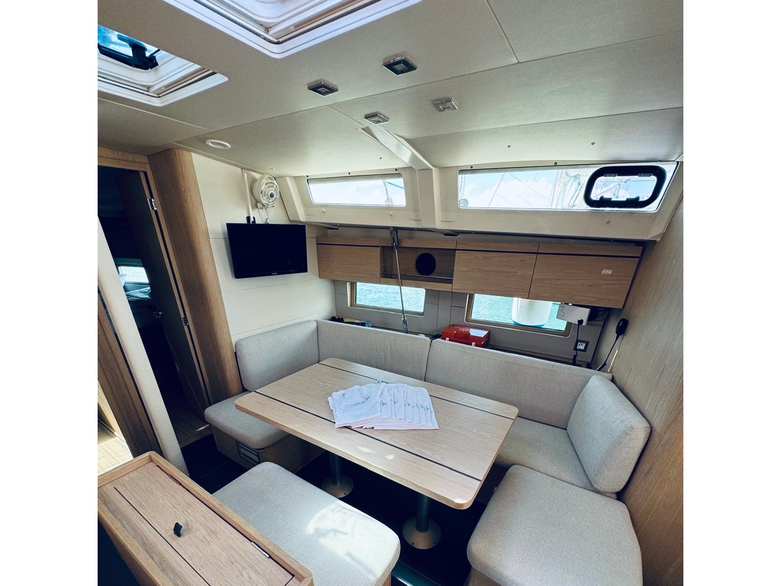 Oceanis 46.1 — photo 7