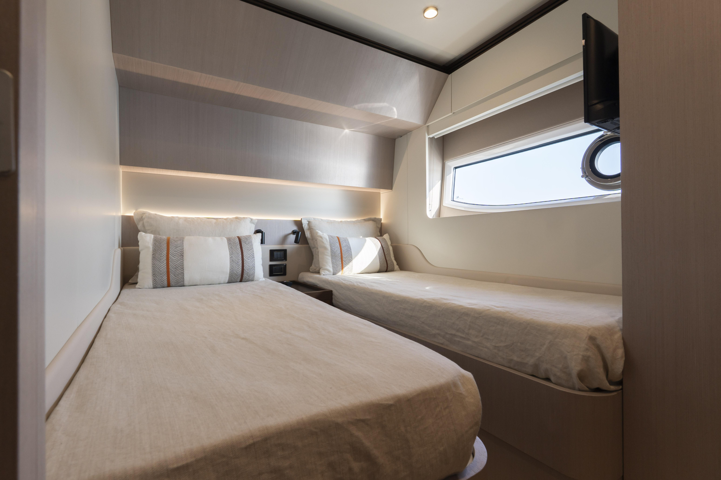 Azimut S7 — photo 102