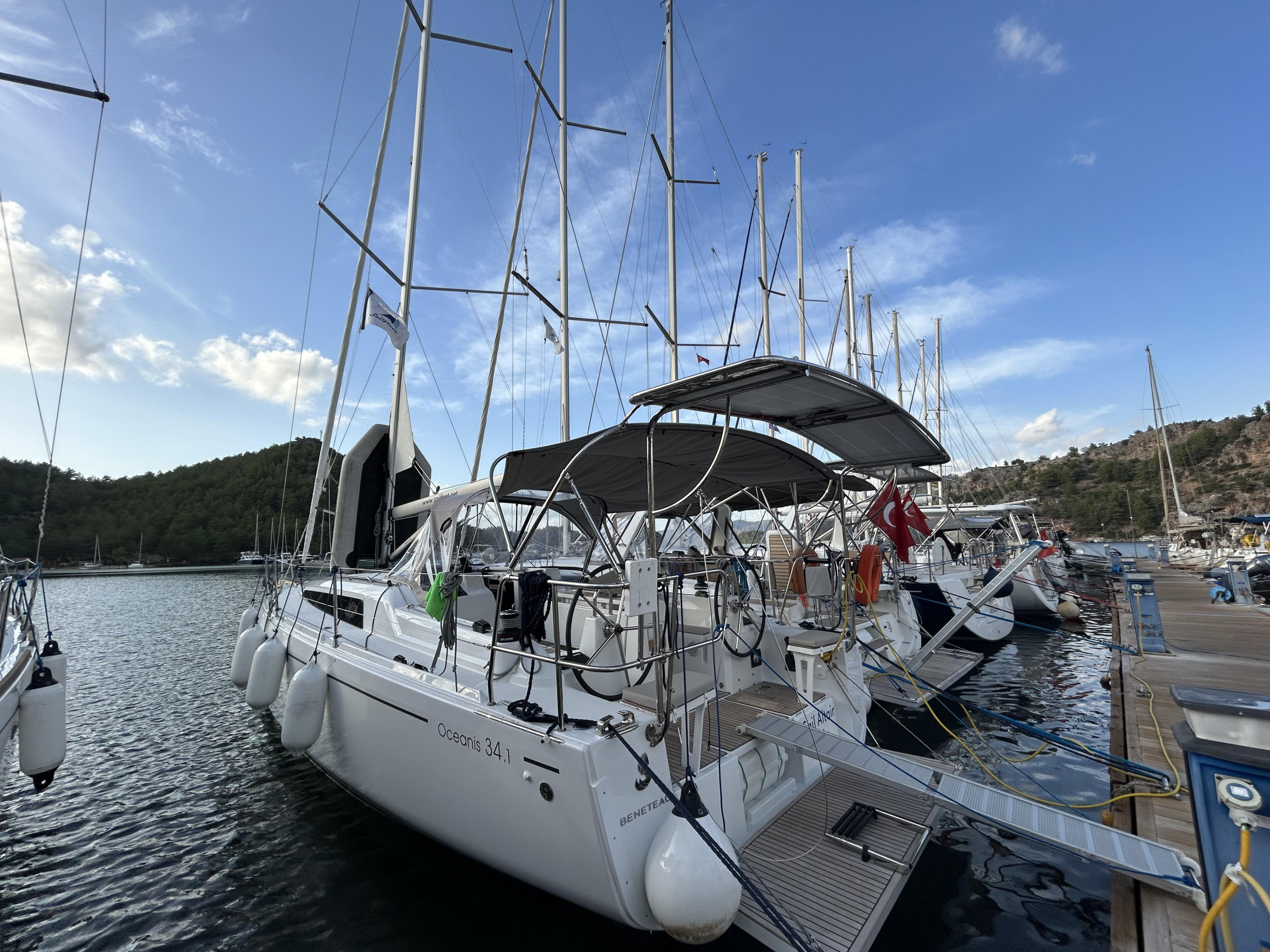 Oceanis 34.1 — photo 26