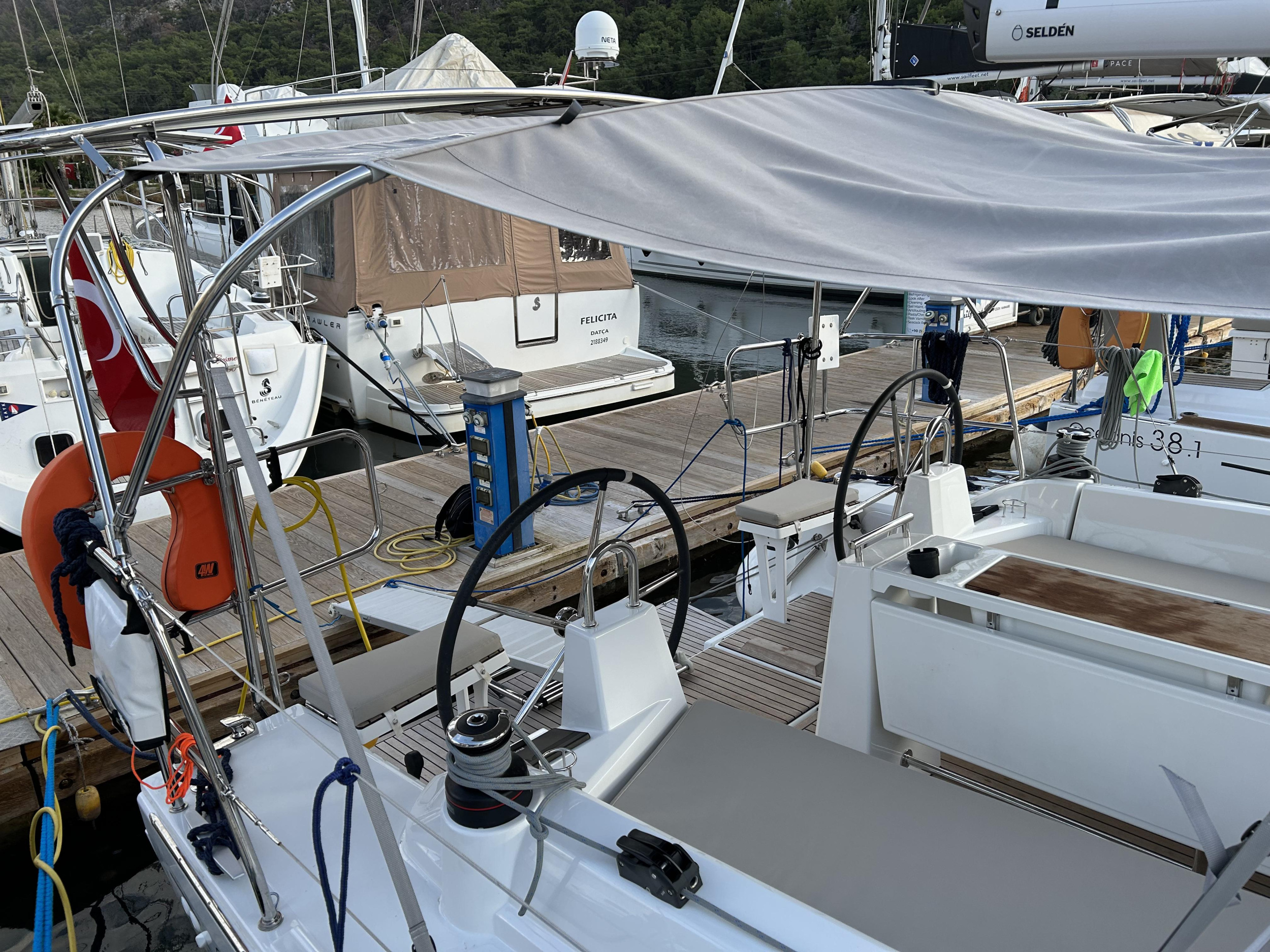 Oceanis 34.1 — photo 28