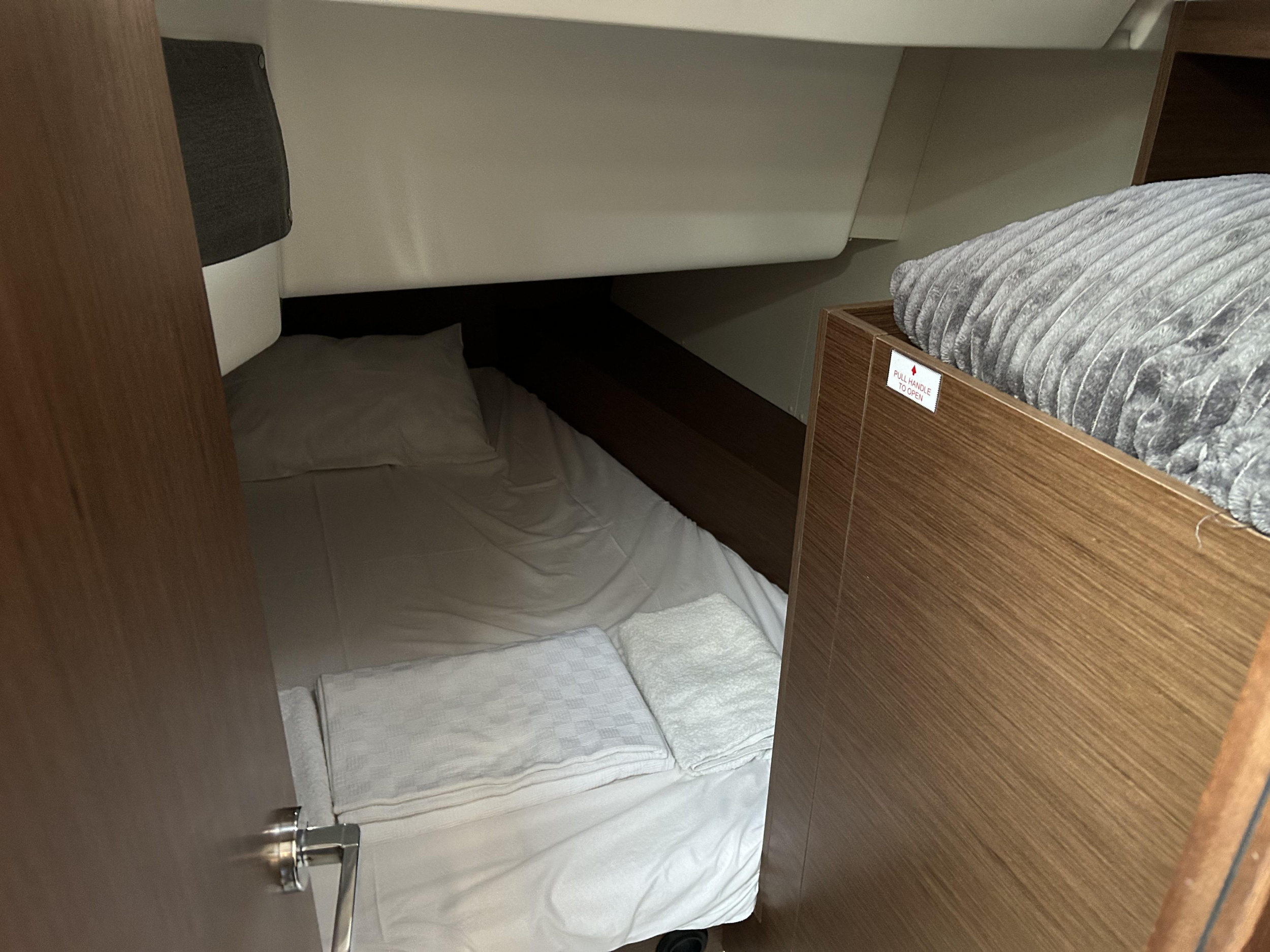 Oceanis 34.1 — photo 2