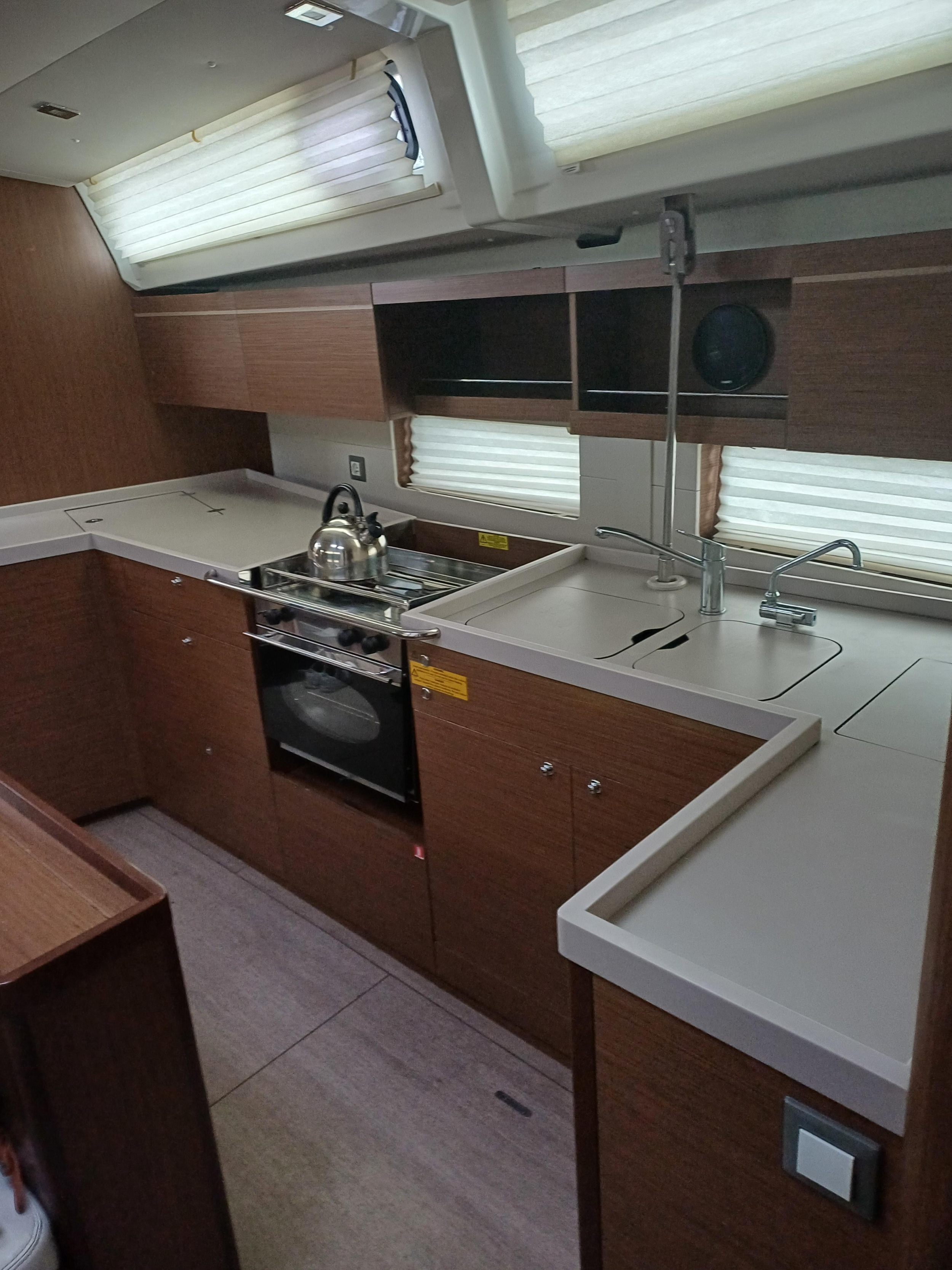Oceanis 46.1 — photo 8
