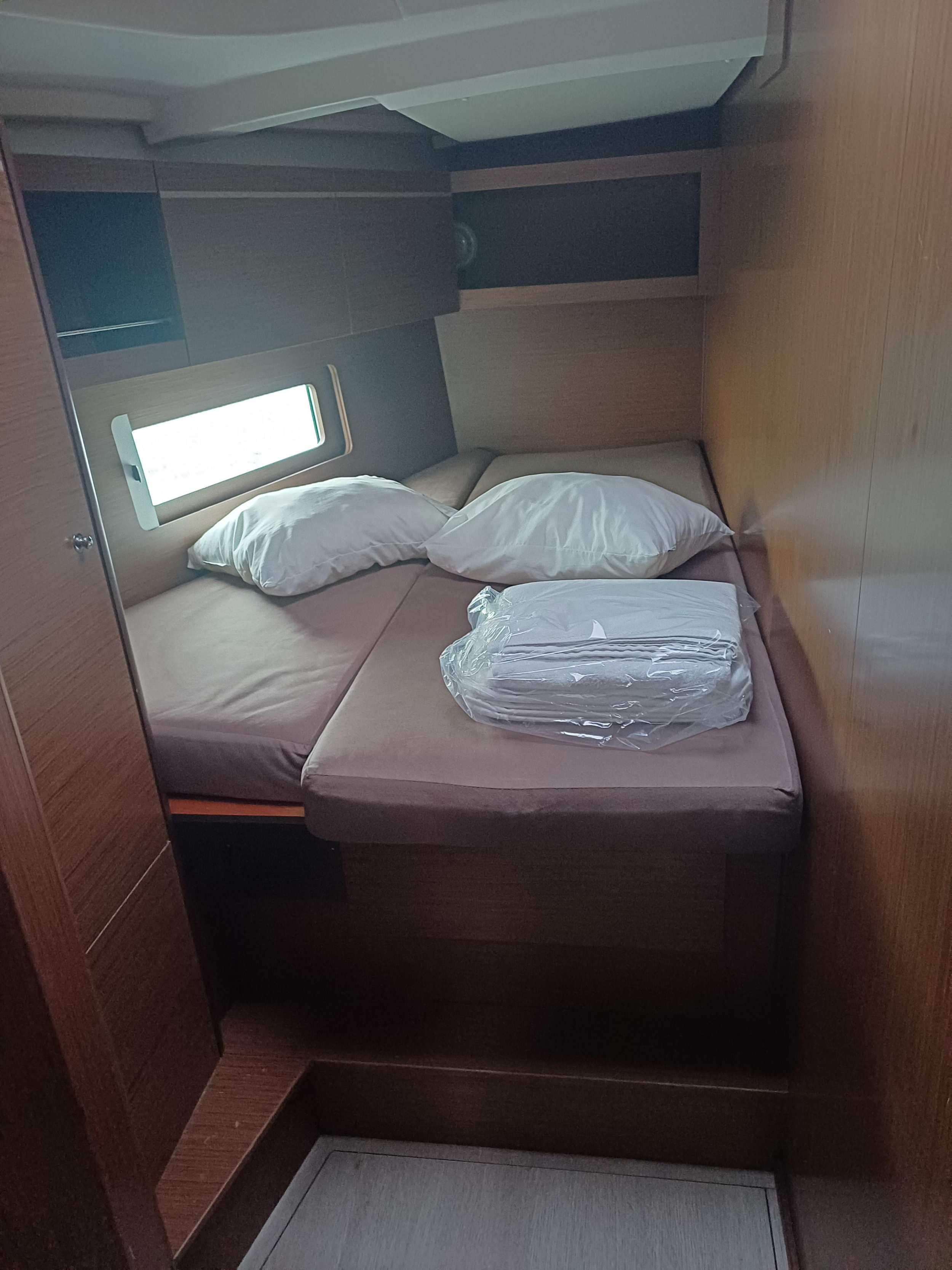 Oceanis 46.1 — photo 9
