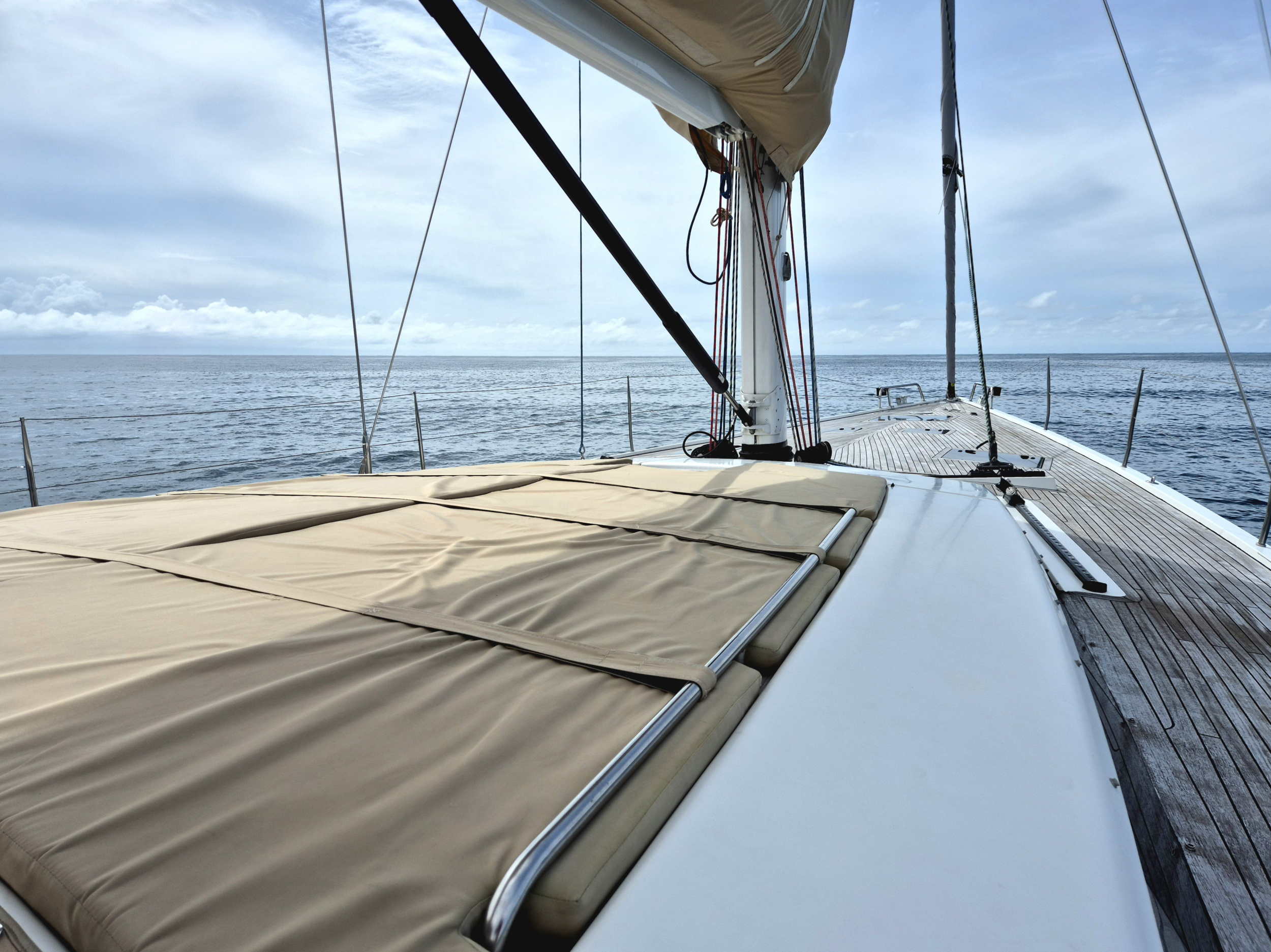 Hanse 630e — photo 40