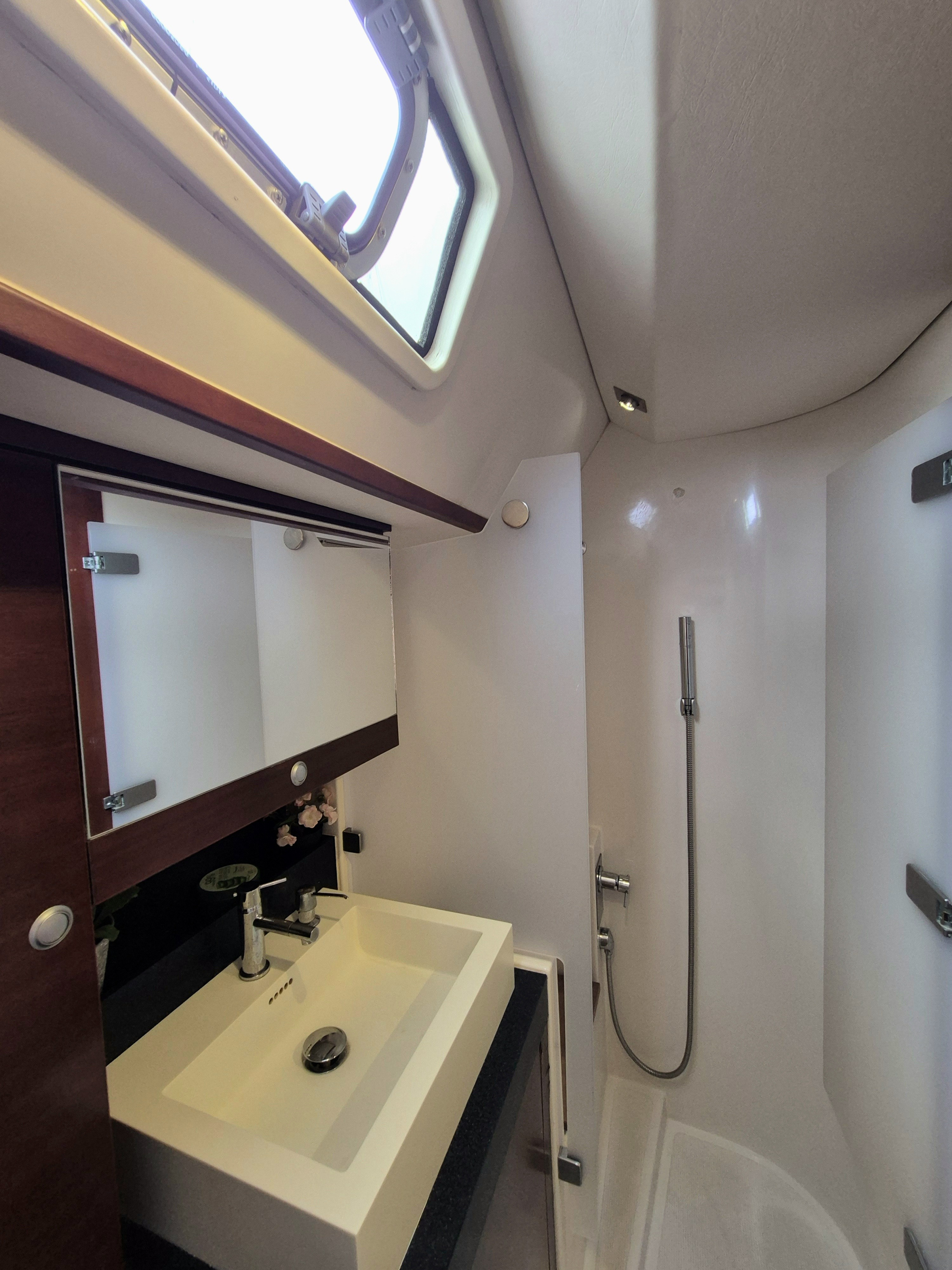 Hanse 630e — photo 9