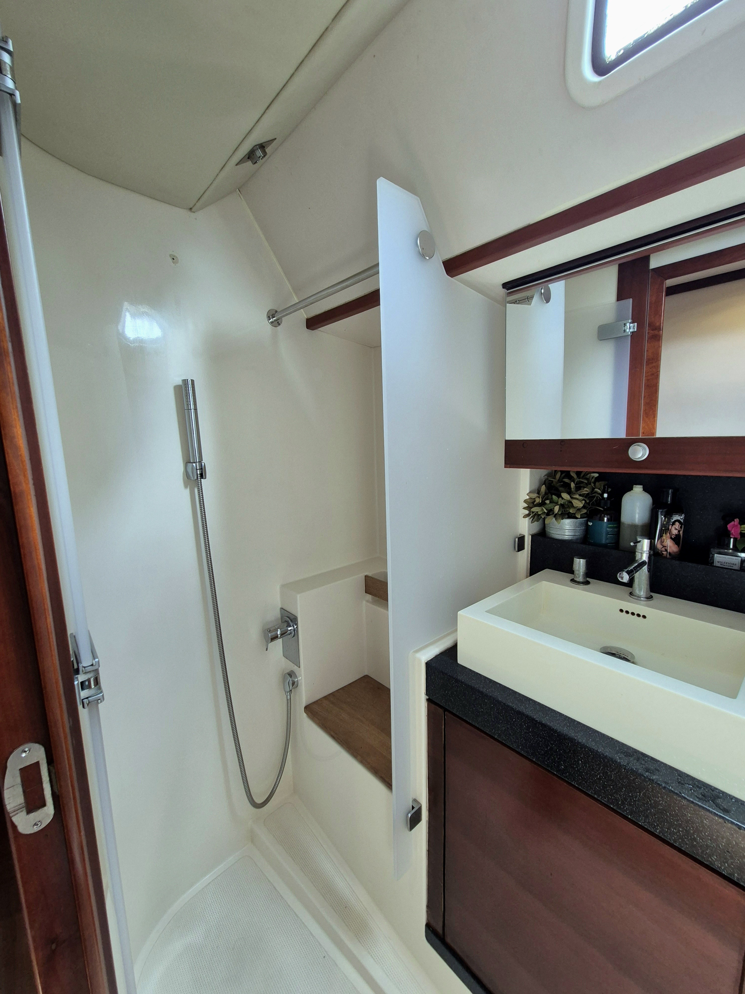 Hanse 630e — photo 17