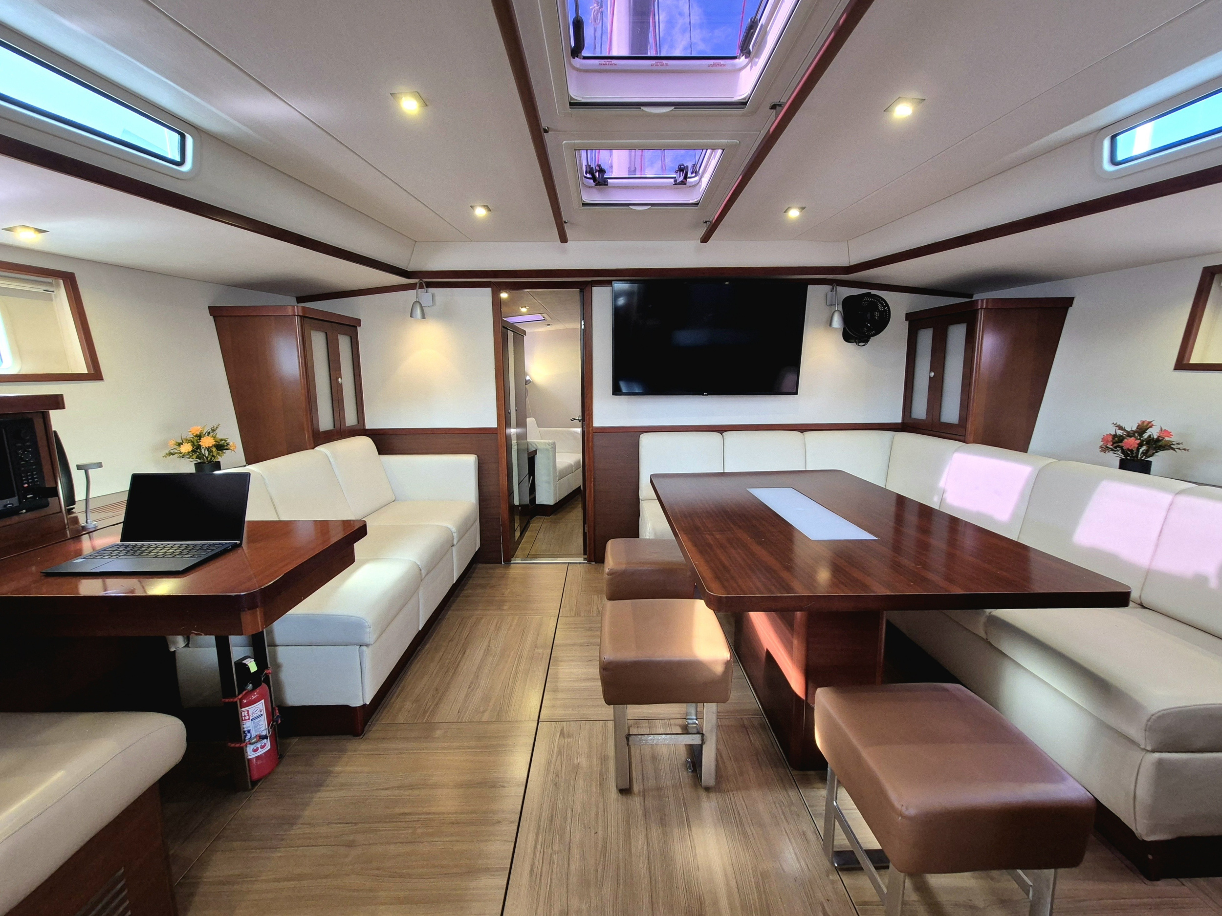 Hanse 630e — photo 18