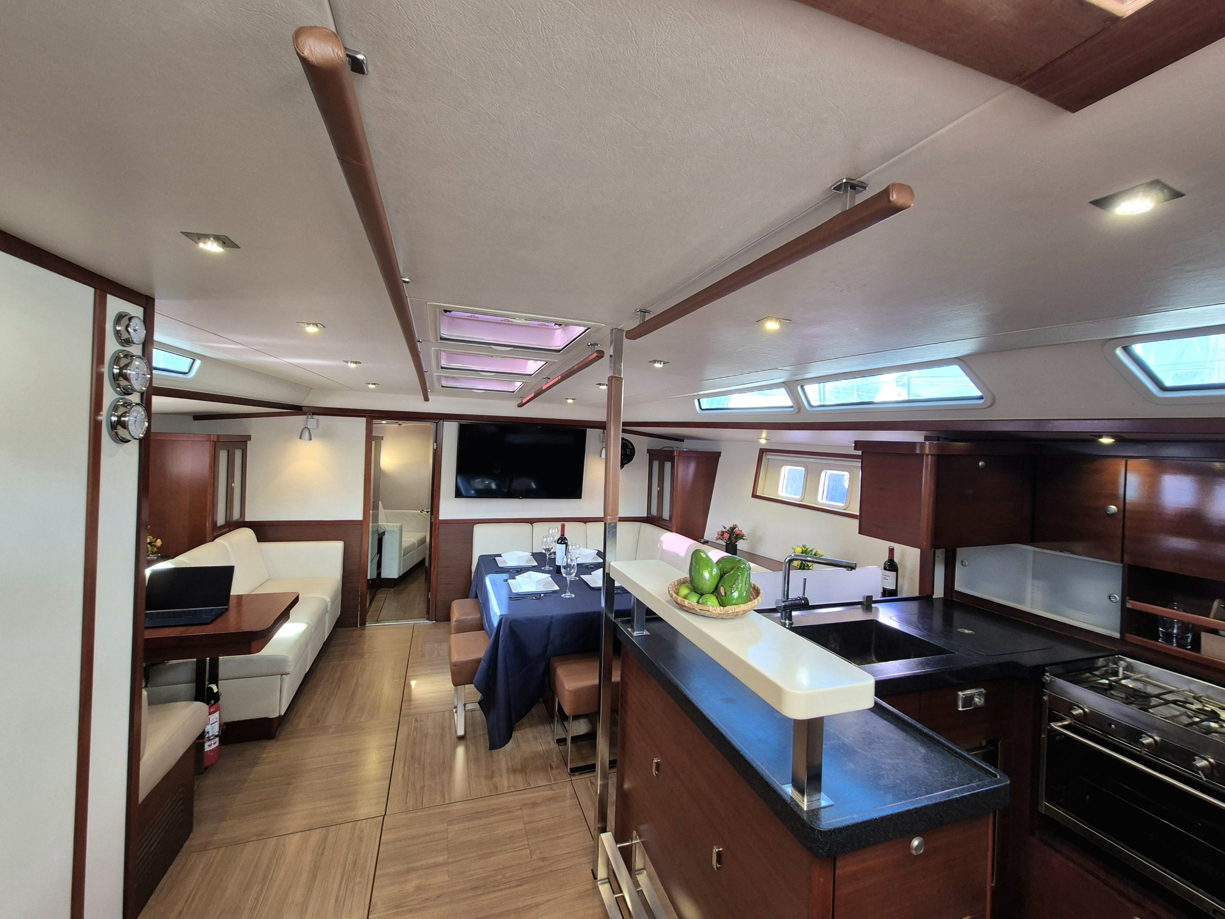 Hanse 630e — photo 38