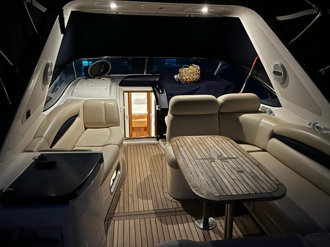 Sealine S38 — photo 25