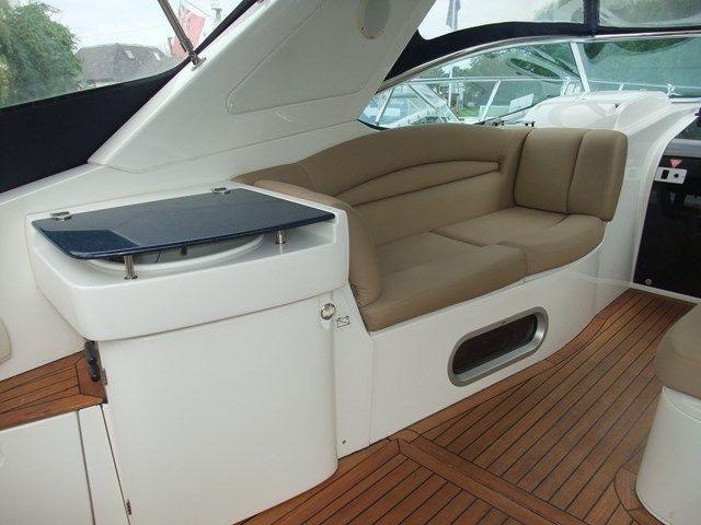 Sealine S38 — photo 16