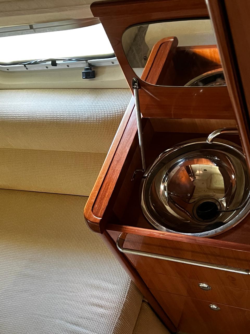 Sealine S38 — photo 18