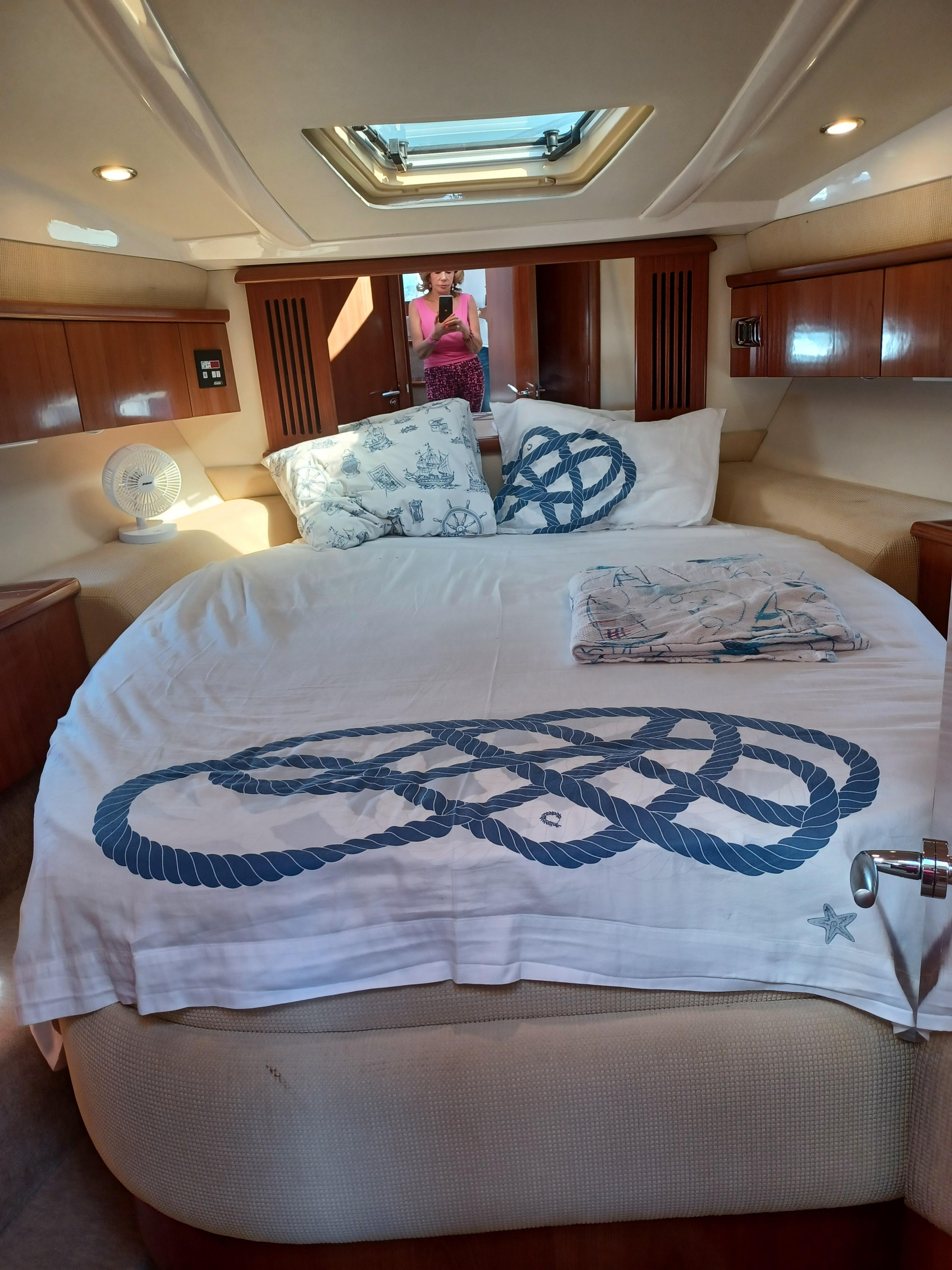 Sealine S38 — photo 19