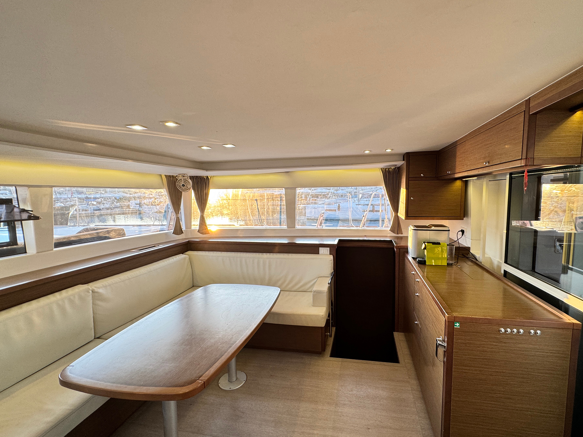 Lagoon 450 Sport — photo 2