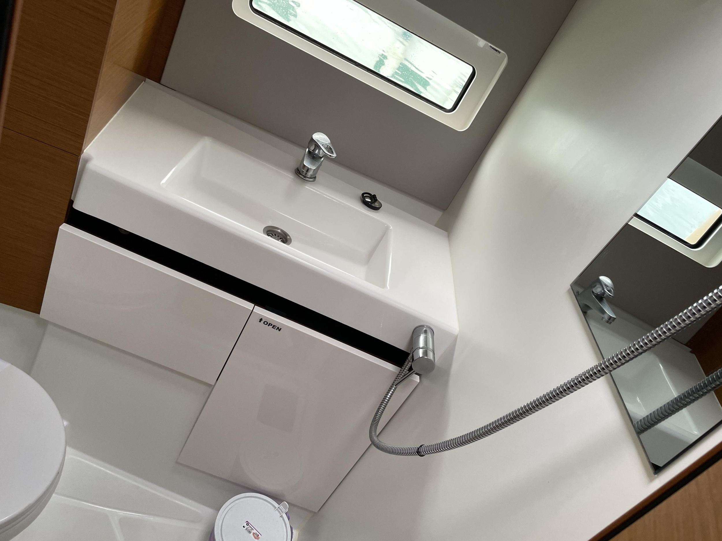 Sun Odyssey 490 — photo 21