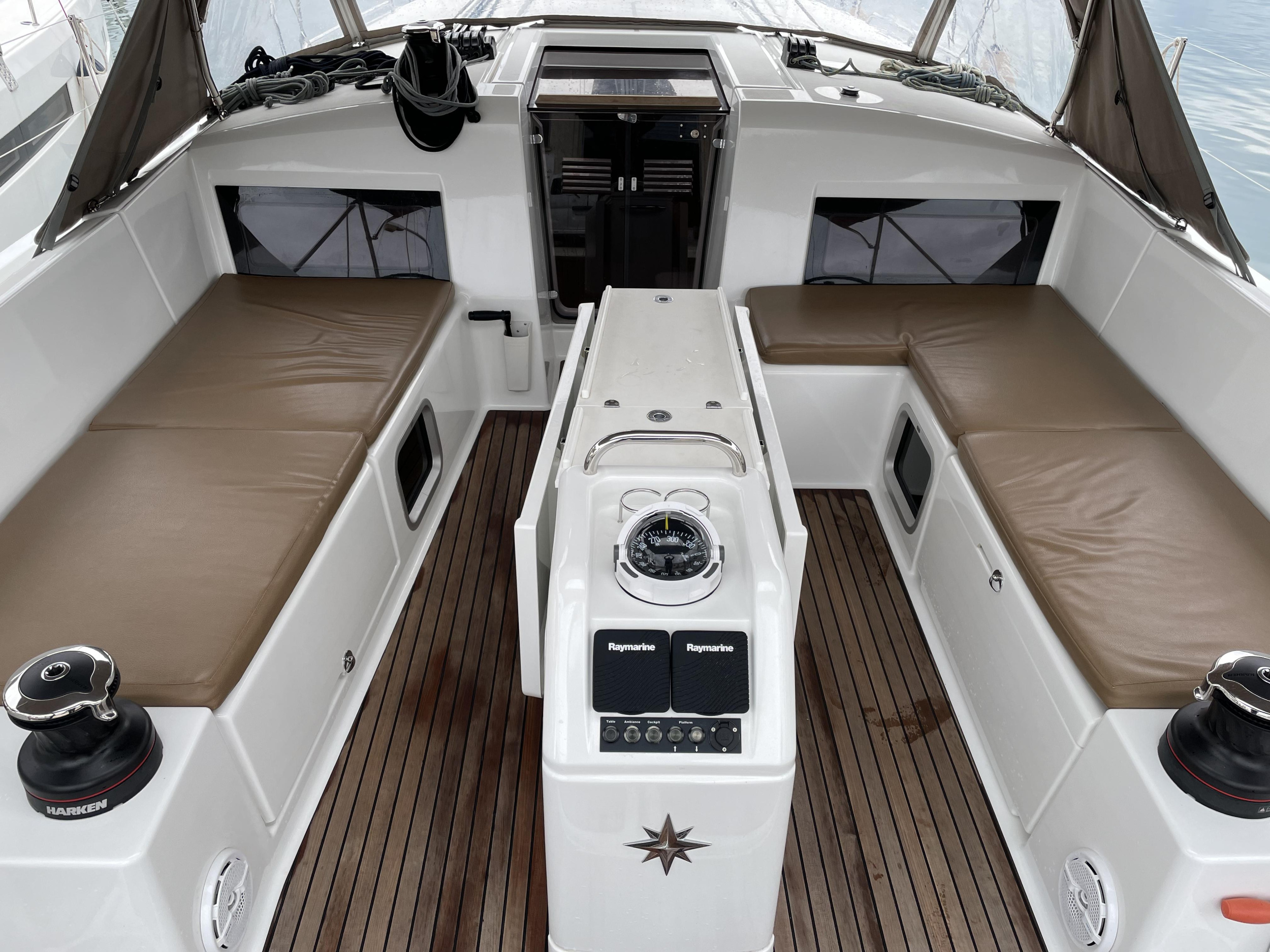 Sun Odyssey 490 — photo 5