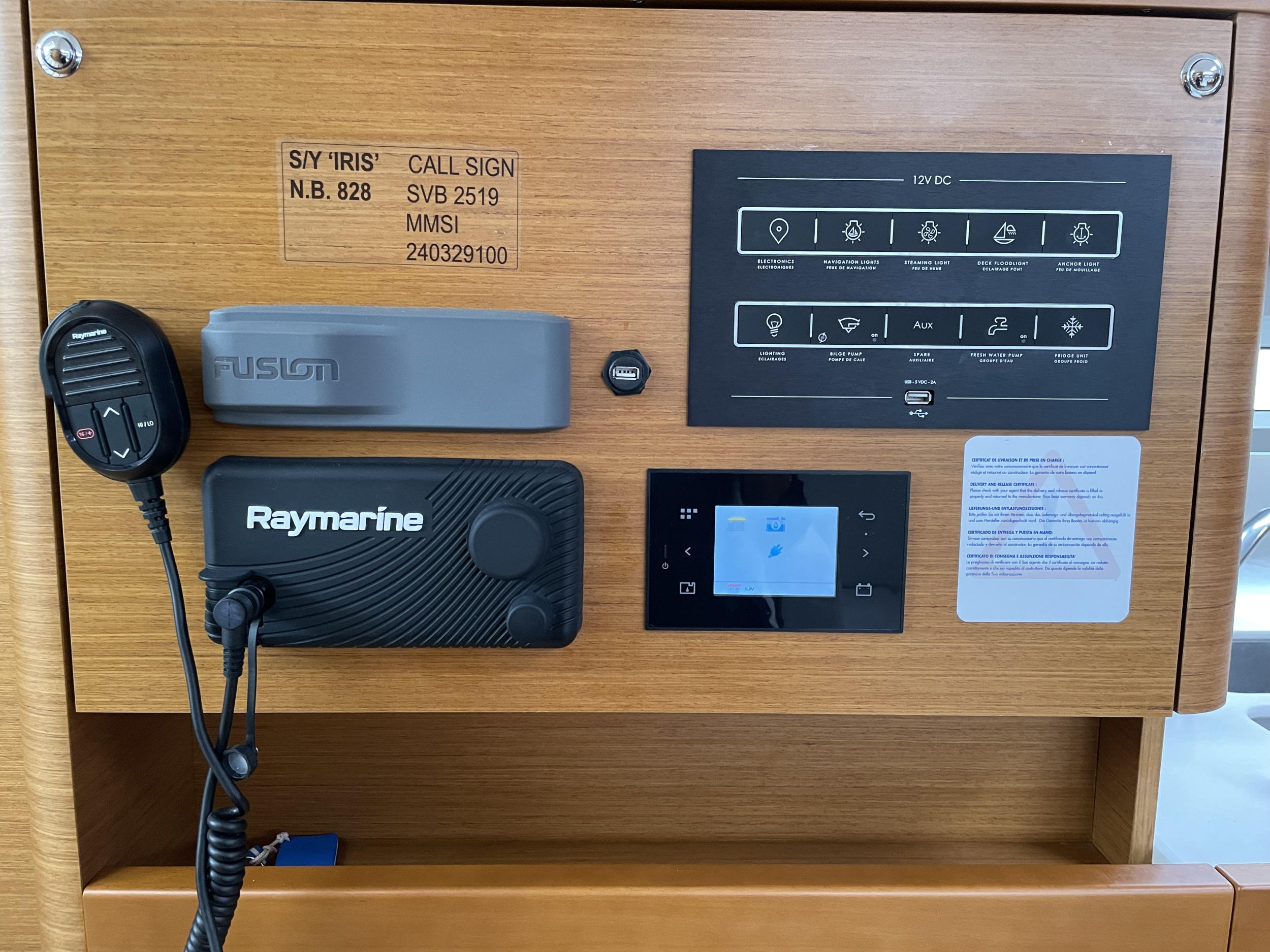 Sun Odyssey 490 — photo 23