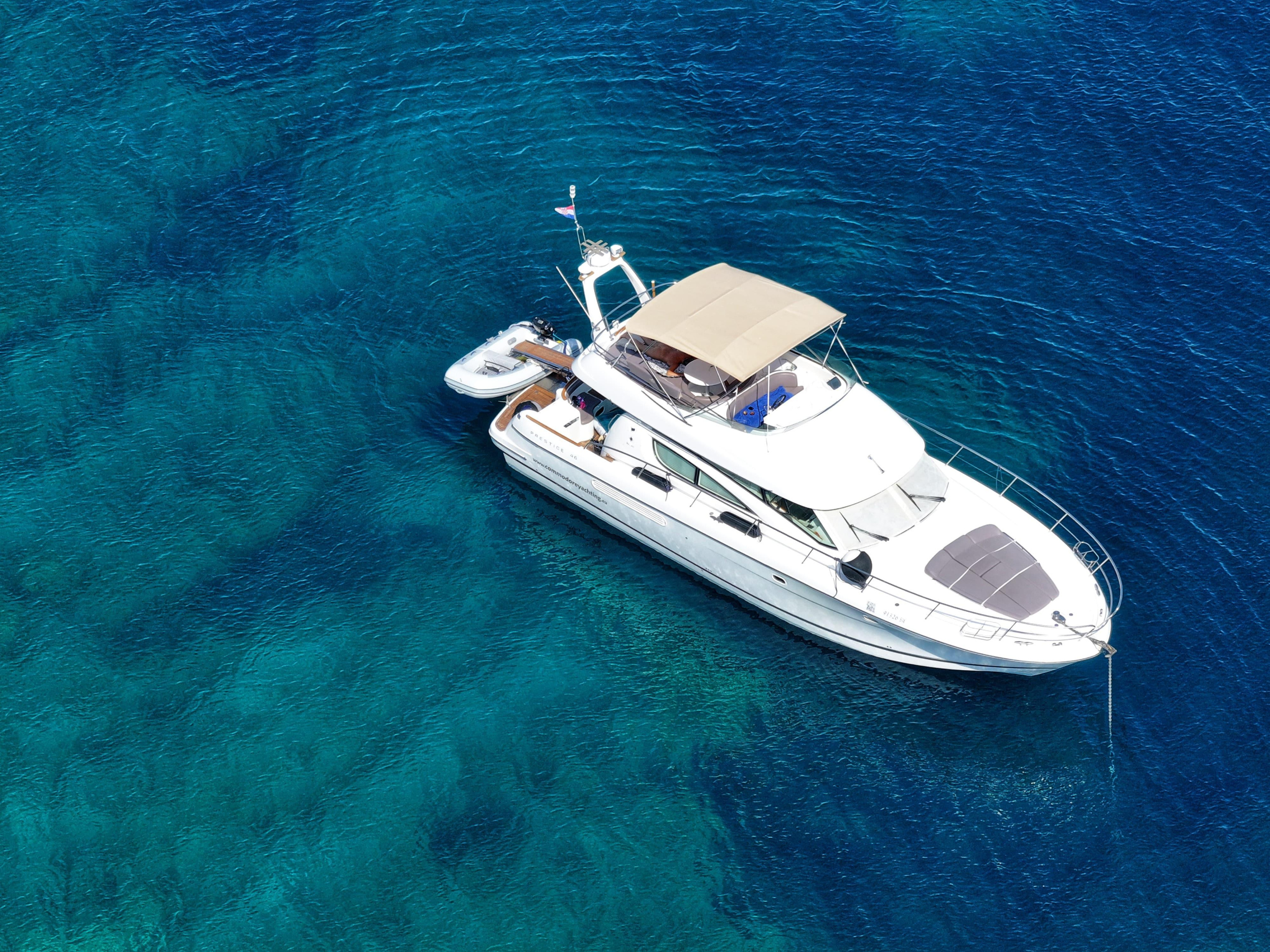 Jeanneau Prestige 46 Fly — photo 7